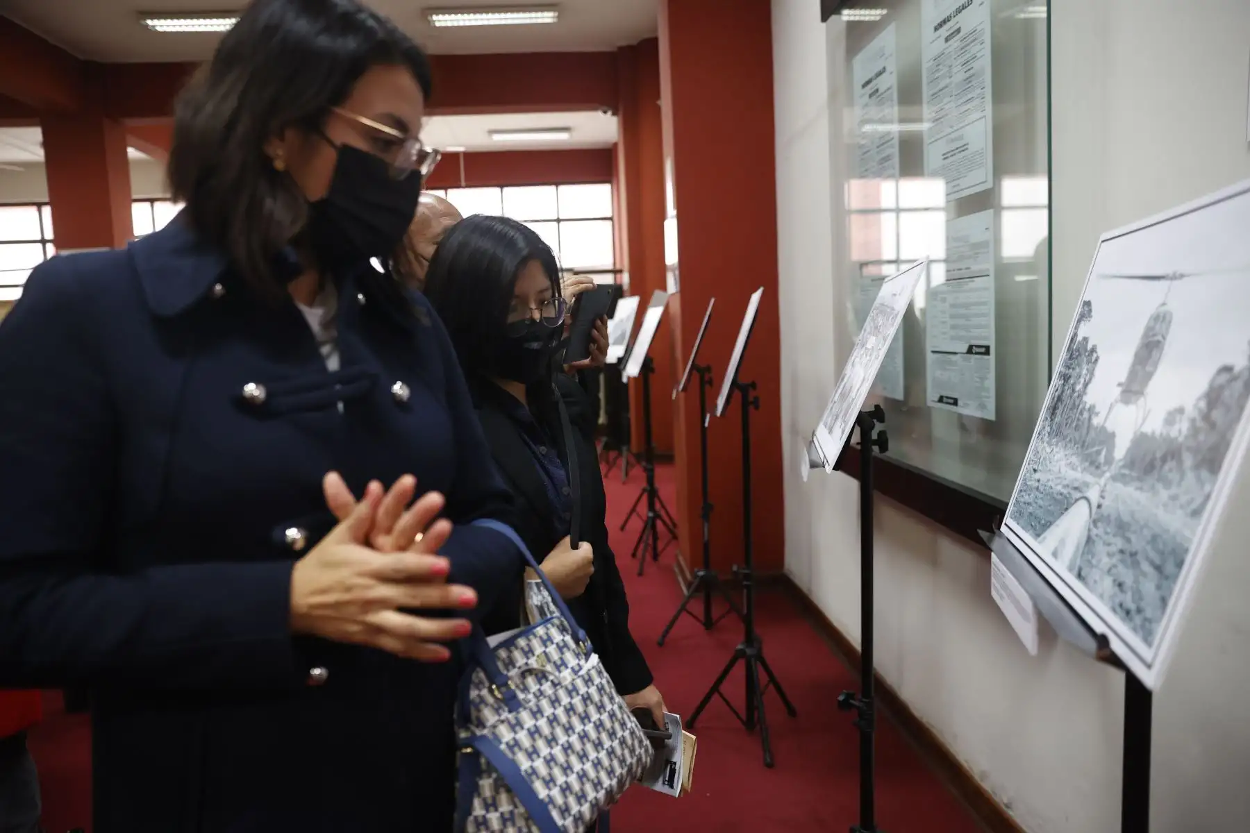 El museo gráfico de El Peruano reabre sus puertas con la exposición fotográfica "El Peruano: Una mirada al Bicentenario". Foto: ANDINA/Melina Mejía