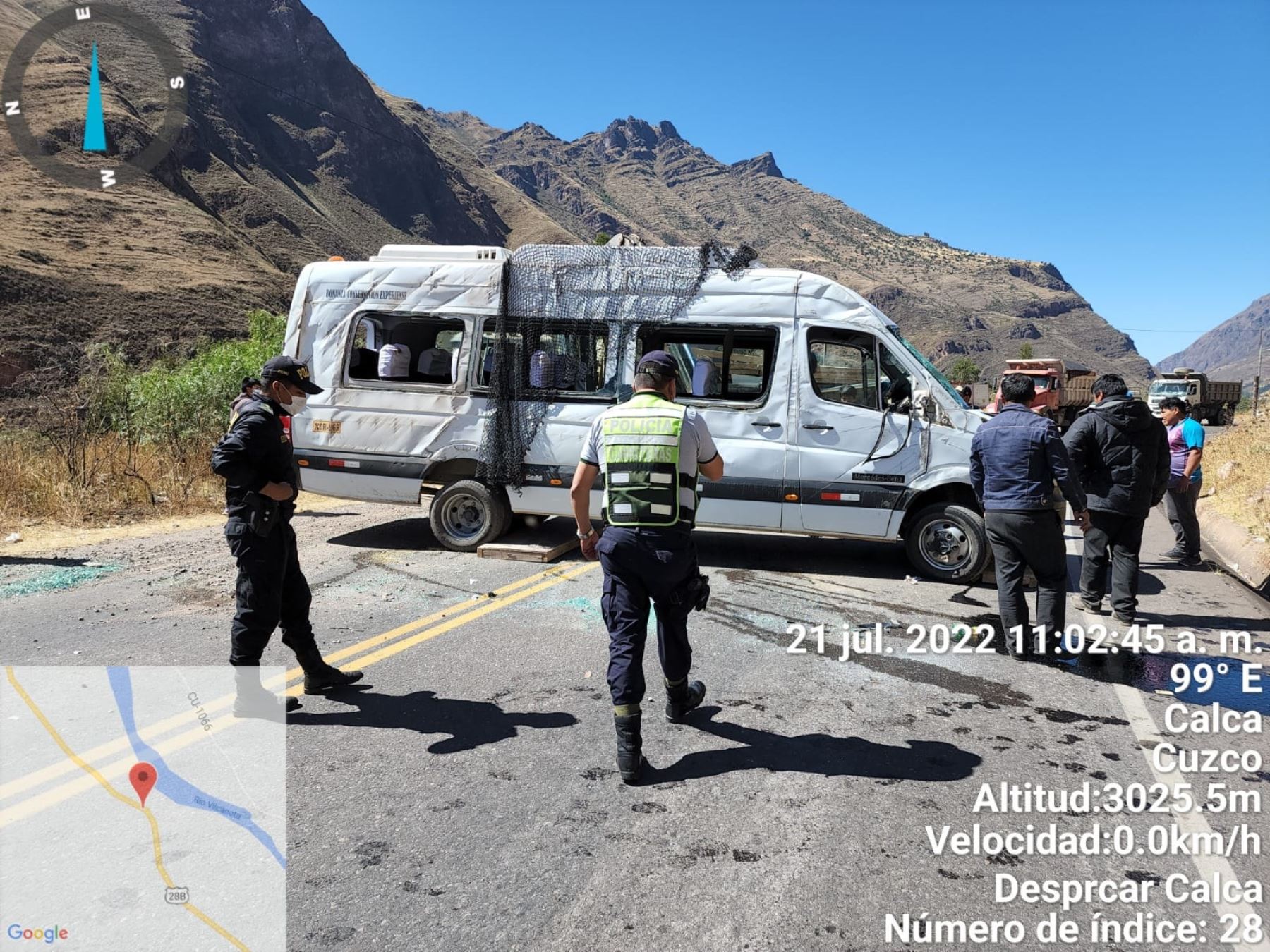 Un total de 19 turistas extranjeros, 18 de ellos estadounidenses y uno francés, resultan heridos tras sufrir accidente de tránsito en la vía Cusco-Valle Sagrado.