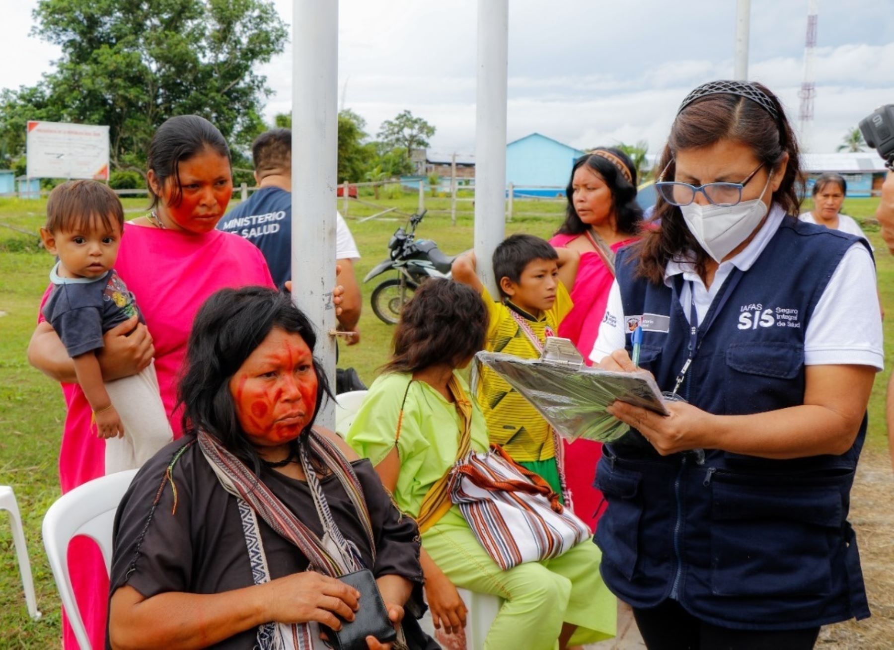 El Seguro Integral de Salud (SIS) afilió a más de 4,500 personas durante campañas en comunidades amazónicas y altoandinas.