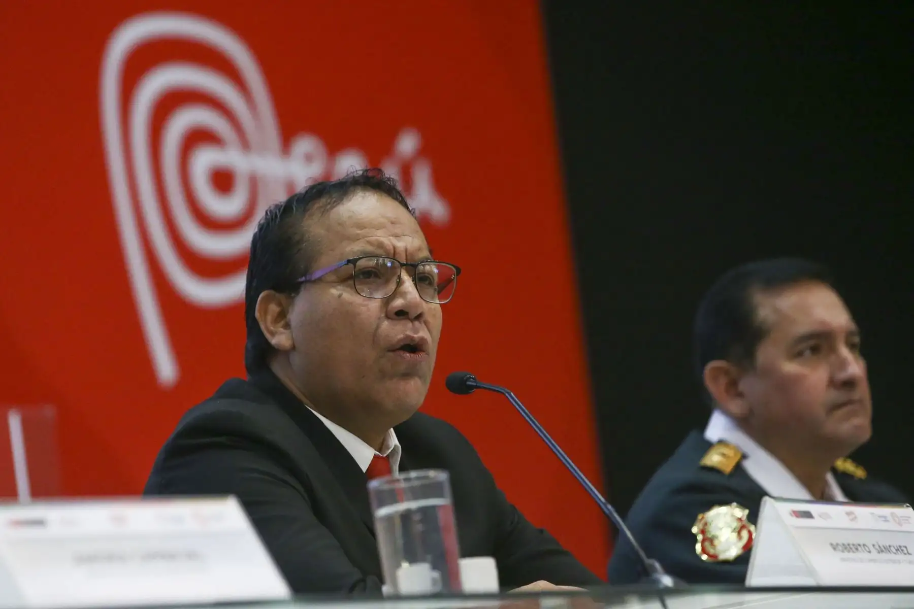Ministro de Comercio Exterior y Turismo, Roberto Sánchez, presentó la gran iniciativa “El Perú es sus regiones”, un importante esfuerzo del Mincetur y PromPerú para promover el turismo, artesanías y gastronomía nacional en más de sesenta localidades del país, durante las celebraciones de Fiestas Patrias. Foto: ANDINA/Carla Patiño