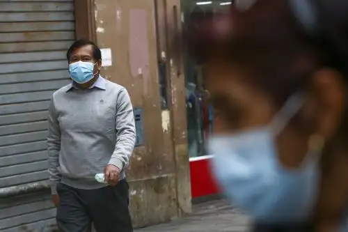 Jefe del INS se refirió al Decreto Supremo que pone fin al uso de la mascarilla en el país, excepto en establecimientos de salud y en el transporte público. Foto: ANDINA/Carla Patiño Ramírez