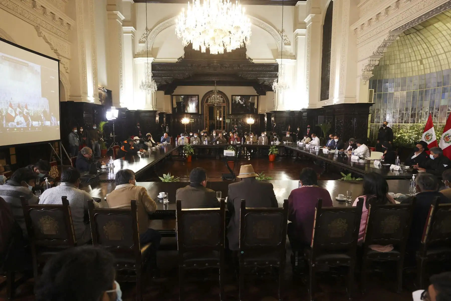 Presidente Pedro Castillo lidera reunión con representantes de gremios arroceros.
Foto: ANDINA/Prensa Presidencia