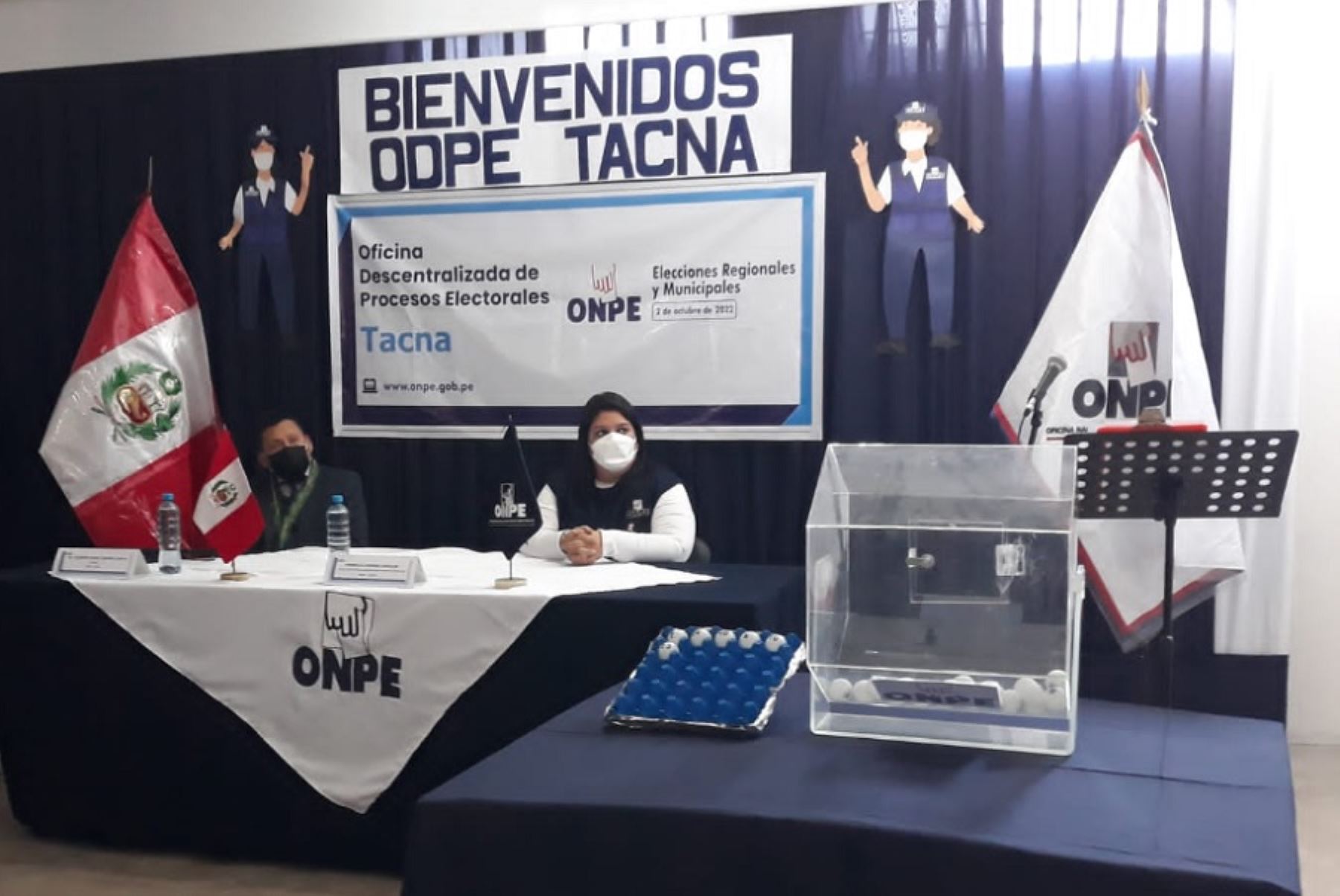 La jefa de la ODPE Tacna, Fiorella Jiménez Aguilar dio a conocer que los miembros de mesa seleccionados estarán distribuidos en 974 mesas que se ubicarán en 122 locales de votación de la región.