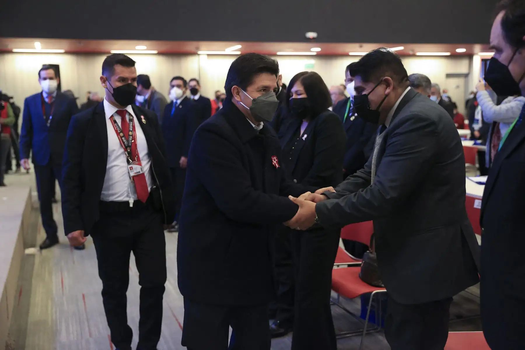 El presidente de la República, Pedro Castillo Terrones, inaugura el evento “Ciencia y Tecnología Ambiental 2022”, que abordará temas ambientales como la gestión de residuos sólidos, la reducción de emisión de gases efecto invernadero, el impulso a la economía circular y la gestión integrada de los recursos ambientales.
Foto: ANDINA/ Prensa Presidencia