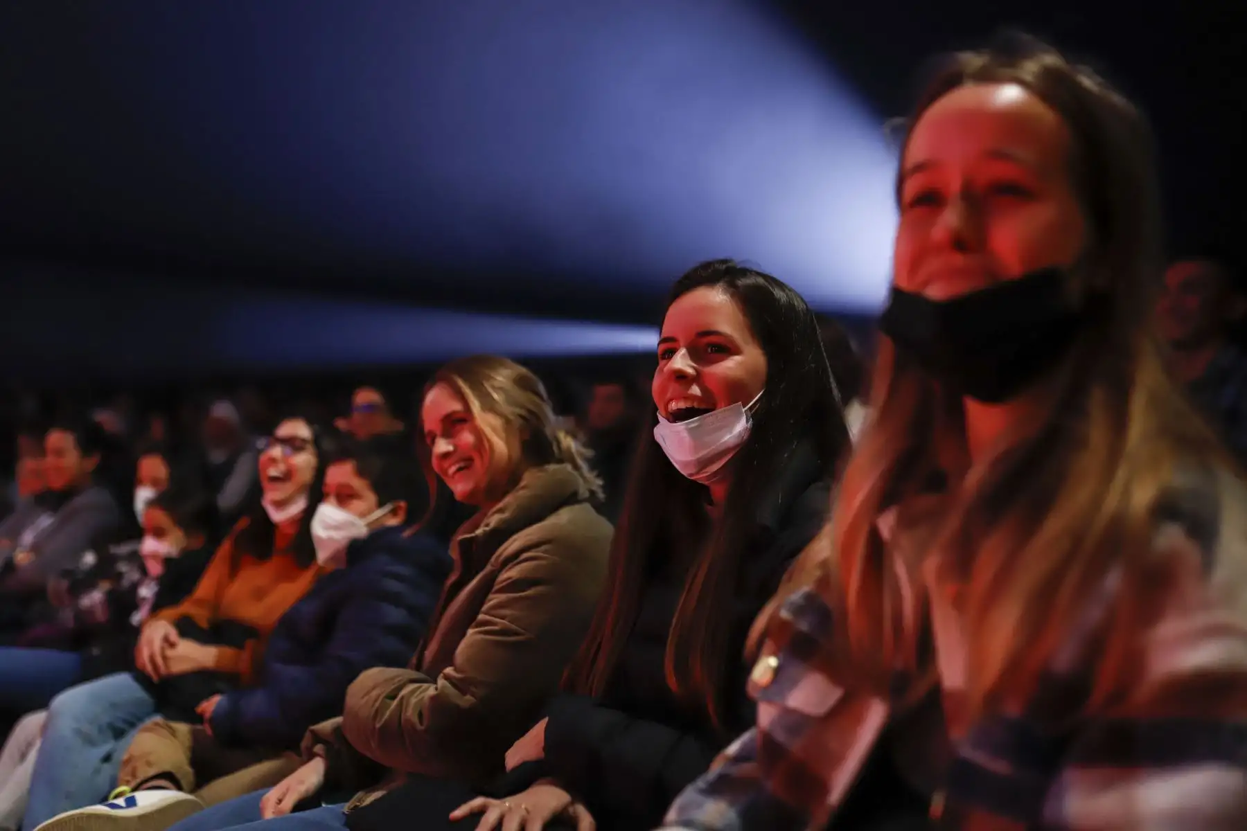 Después de dos años de pandemia, el Gran Circo presenta “Love”, una divertida y emocionante puesta en escena que nos cautivará de principio a fin. 
Foto: ANDINA/ Renato Pajuelo