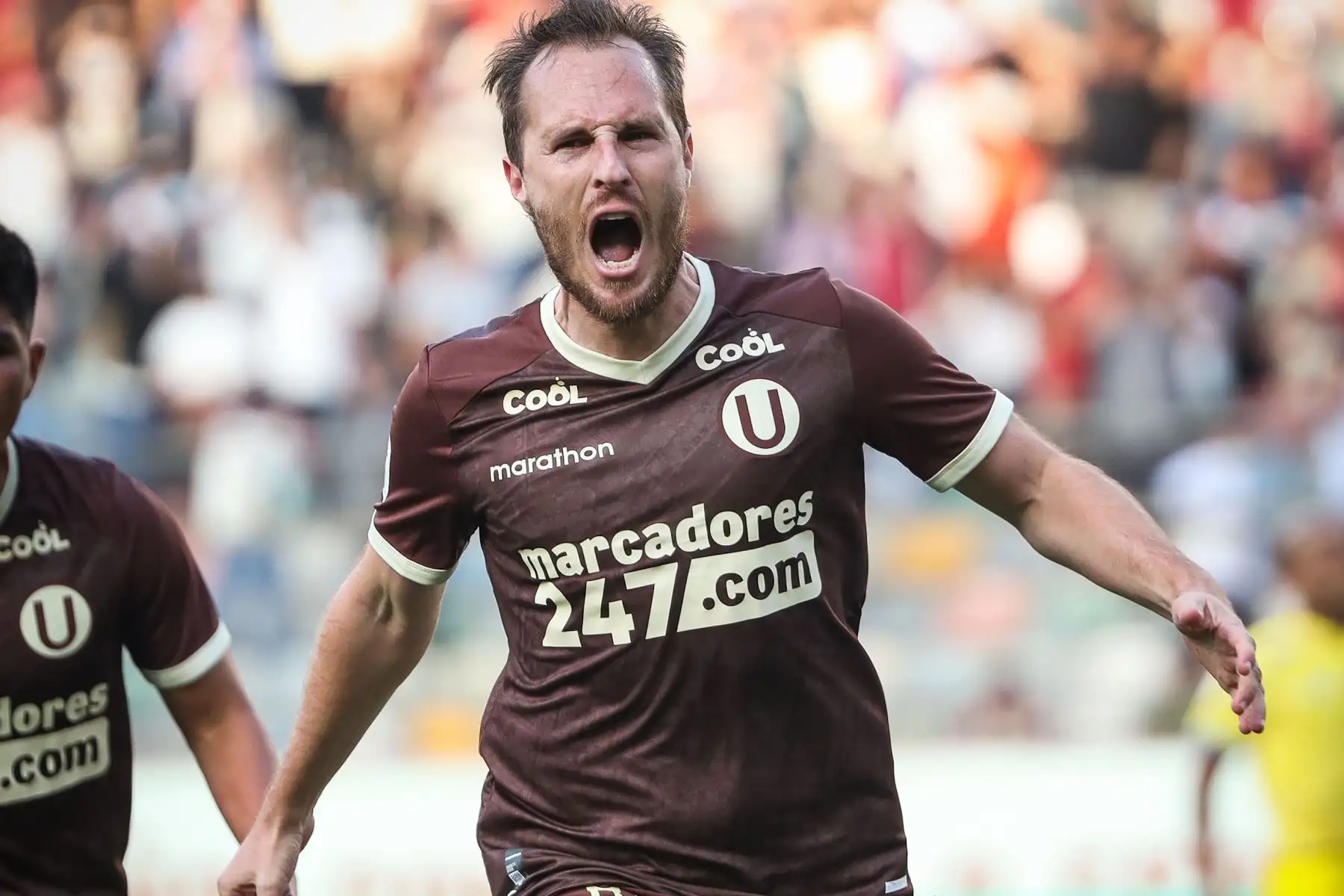 El jugador Hernán Novick de Universitario  celebra su gol anotado  ante el club Carlos Stein por la tercera fecha  del Torneo Clausura, en el Estadio Monumental de Ate .
Foto: Universitario