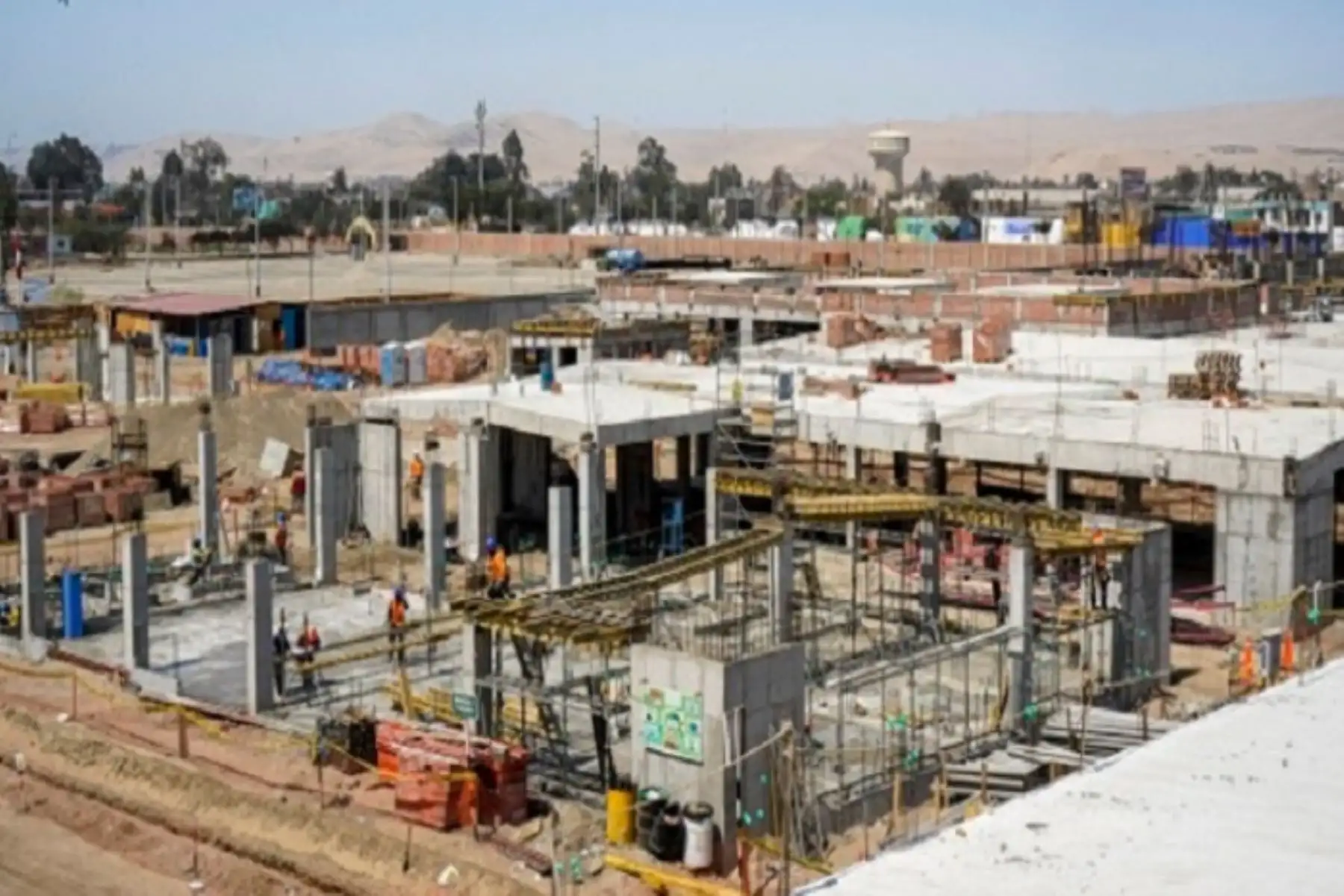 La región Piura será una de las más beneficiadas, iniciando la reconstrucción de 13 centros educativos en las provincias de Piura, Sechura y Sullana, que demandarán una inversión de S/46 647 385,06 a favor de1338 alumnos.