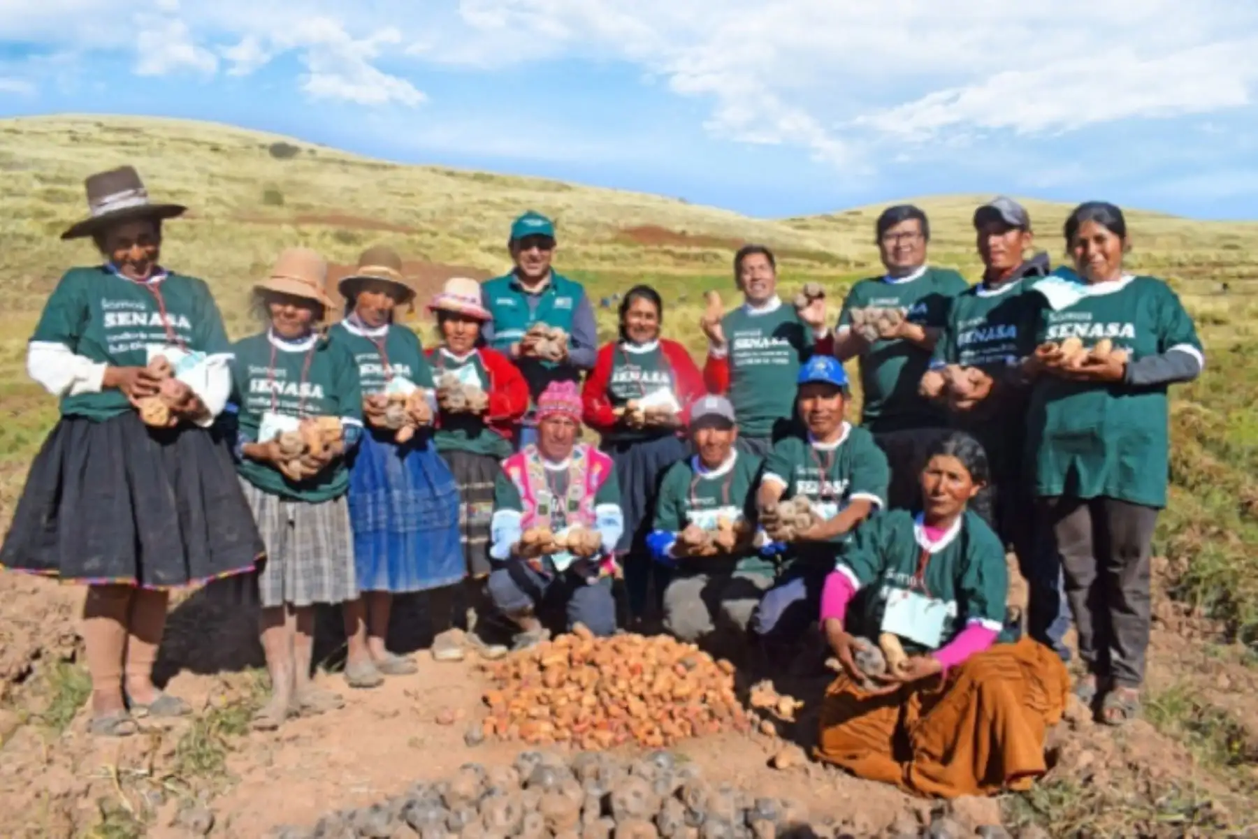 Para los próximos meses del año, el Senasa tiene proyectado implementar 715 nuevas escuelas de campo en atención de la agricultura familiar nacional.