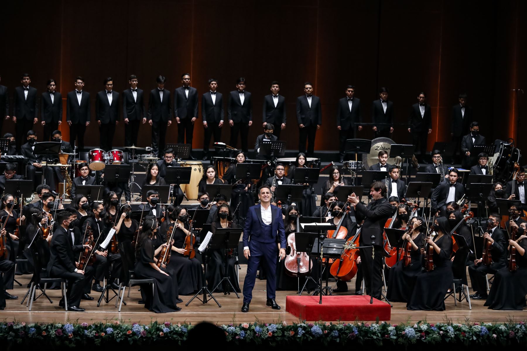 La orquesta juvenil de sinfonía por el Perú representará al país en gira por europa