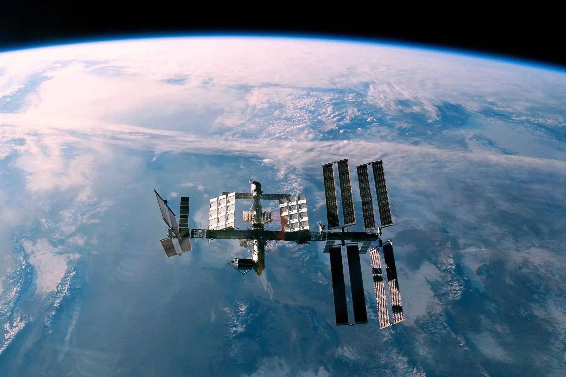 Hasta ahora la exploración espacial era una de las pocas áreas en las que Rusia y Estados Unidos trabajan juntos, cooperación que se ha visto afectada por la invasión de Ucrania. Foto: AFP