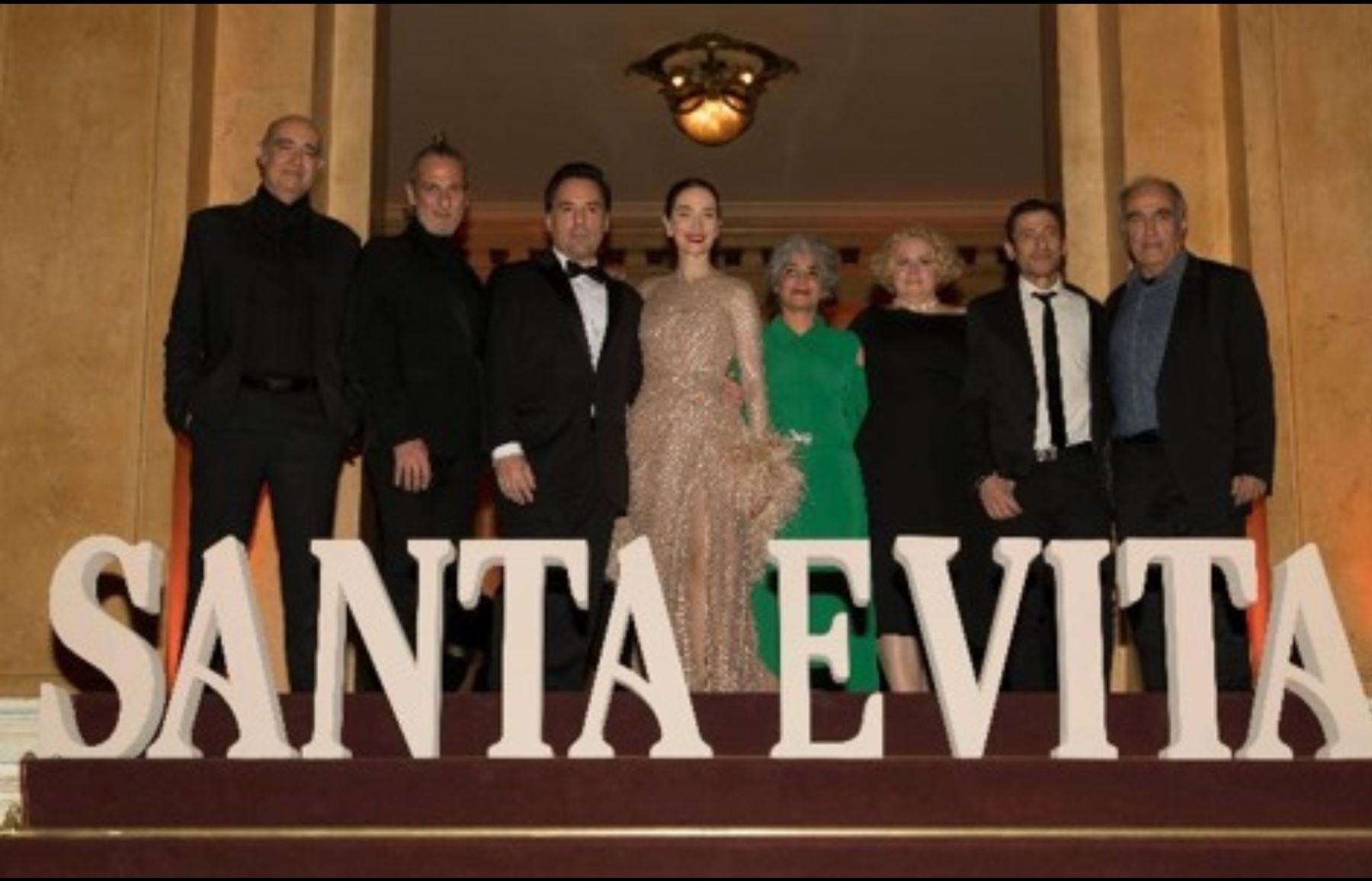 Estrenan serie "Evita".