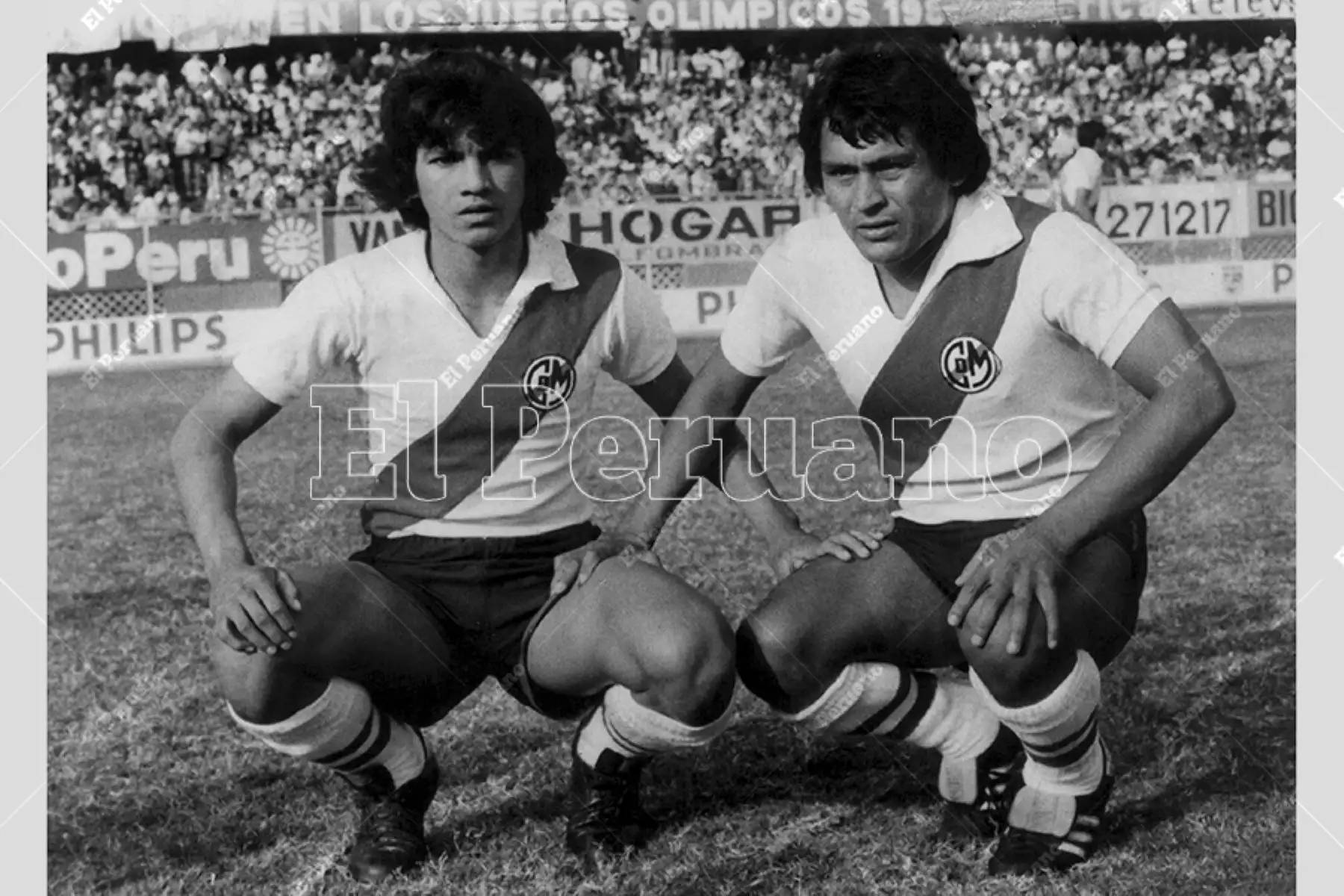 Lima - 8 julio 1980 / Franco Enrique Navarro y Hugo Sotil delanteros del Deportivo Municipal. Foto: Archivo Histórico de El Peruano