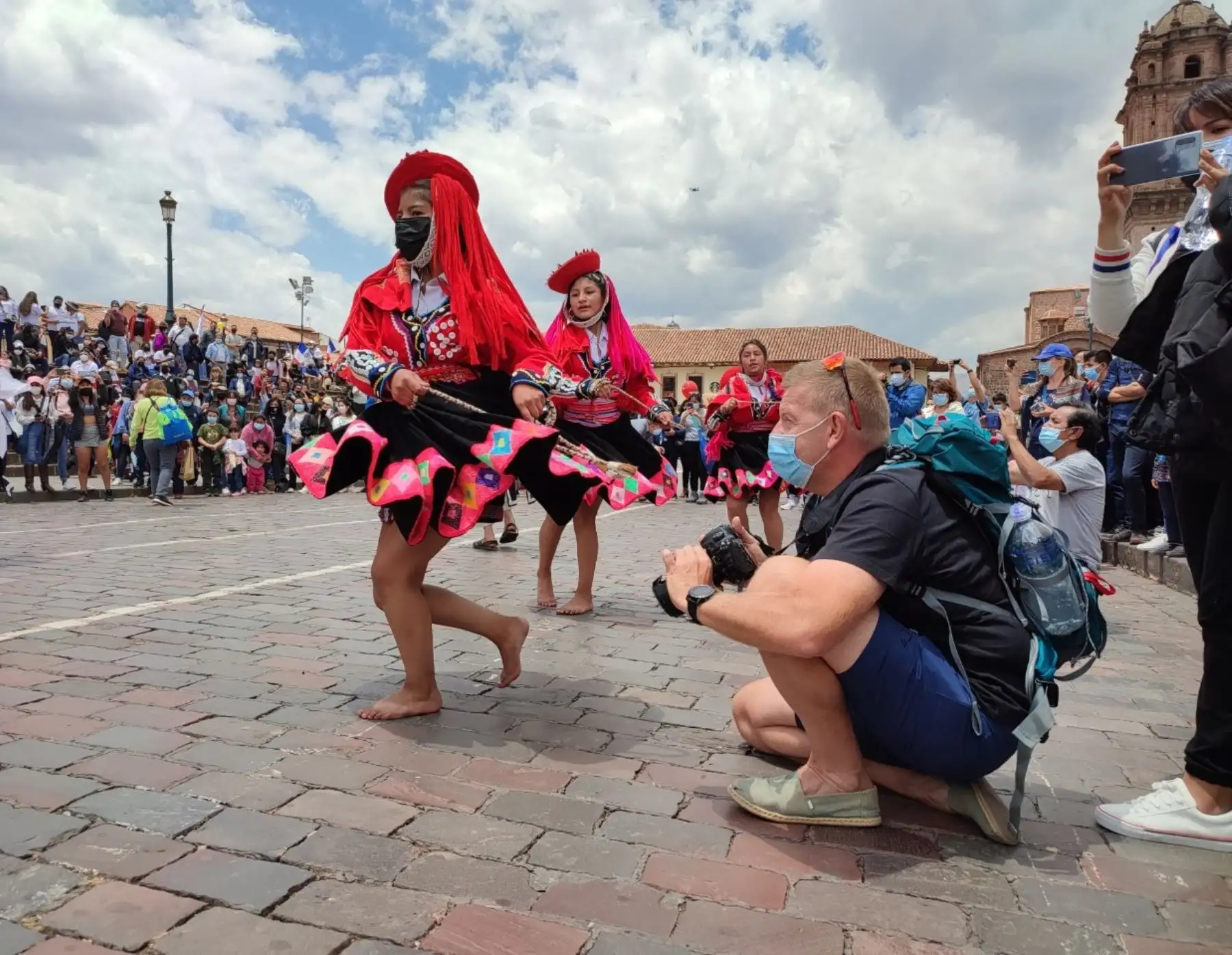 Desde abril Cusco recibe un mayor número de turistas extranjeros. Este segmento lidera las visitas a Machu Picchu, la Ciudad Imperial y los parques arqueológicos de esta región, superando a los visitantes nacionales. Foto: Percy Hurtado