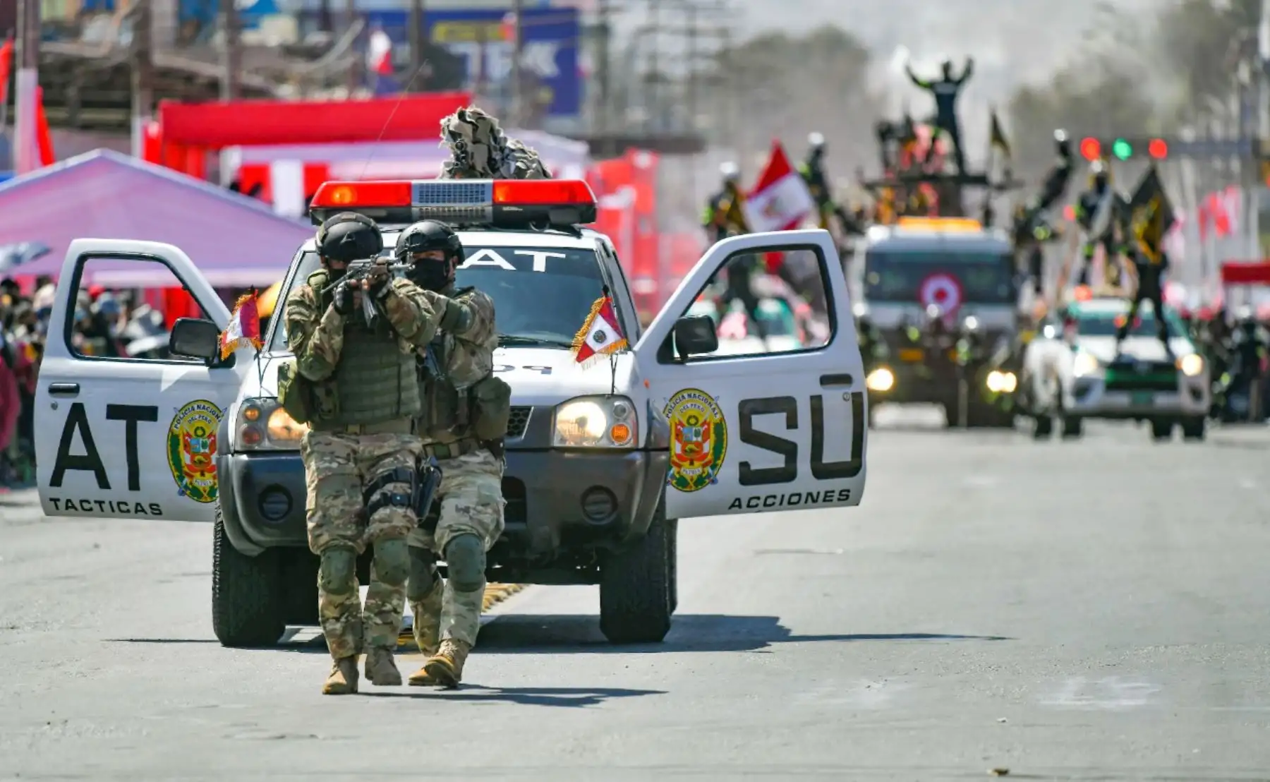 Batallones del Ejército, Fuerza Aérea, Marina de Guerra y Policía Nacional participaron de la parada militar que era esperada por la población, que hacía dos años que no participaba de este tipo de actividades por la pandemia que obligó suspender todo tipo de reuniones para prevenir la propagación del virus. . Foto: Cortesía/ Diego Ramos