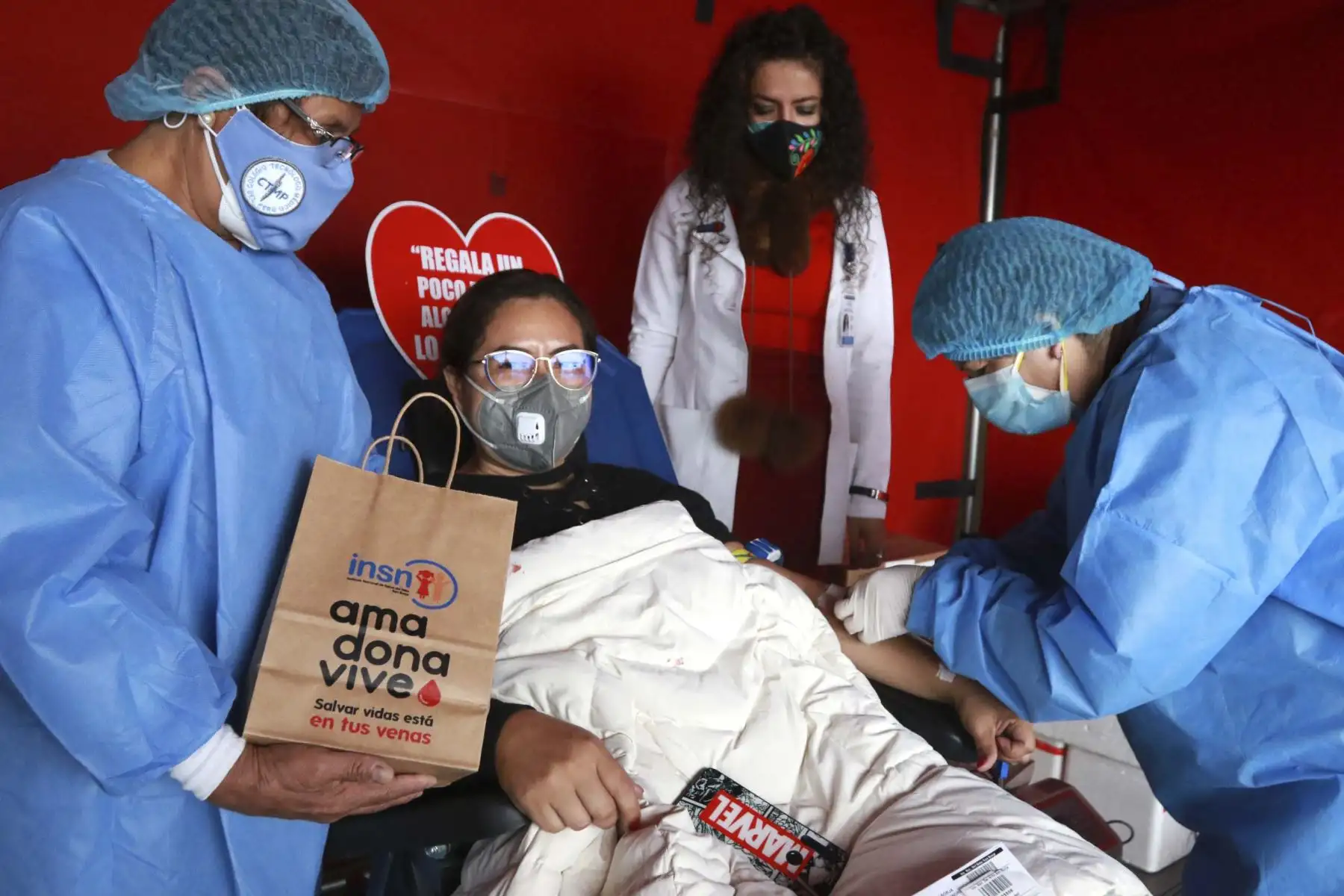 Ministerio de Salud realizó campaña de donación de sangre en Plaza San Miguel. Foto: ANDINA/Héctor Vinces