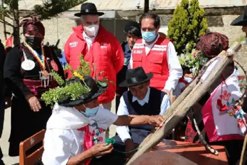Pensión 65 va más allá de la entrega de la subvención y realiza intervenciones complementarias para mejorar la calidad de vida de los adultos mayores en pobreza extrema.