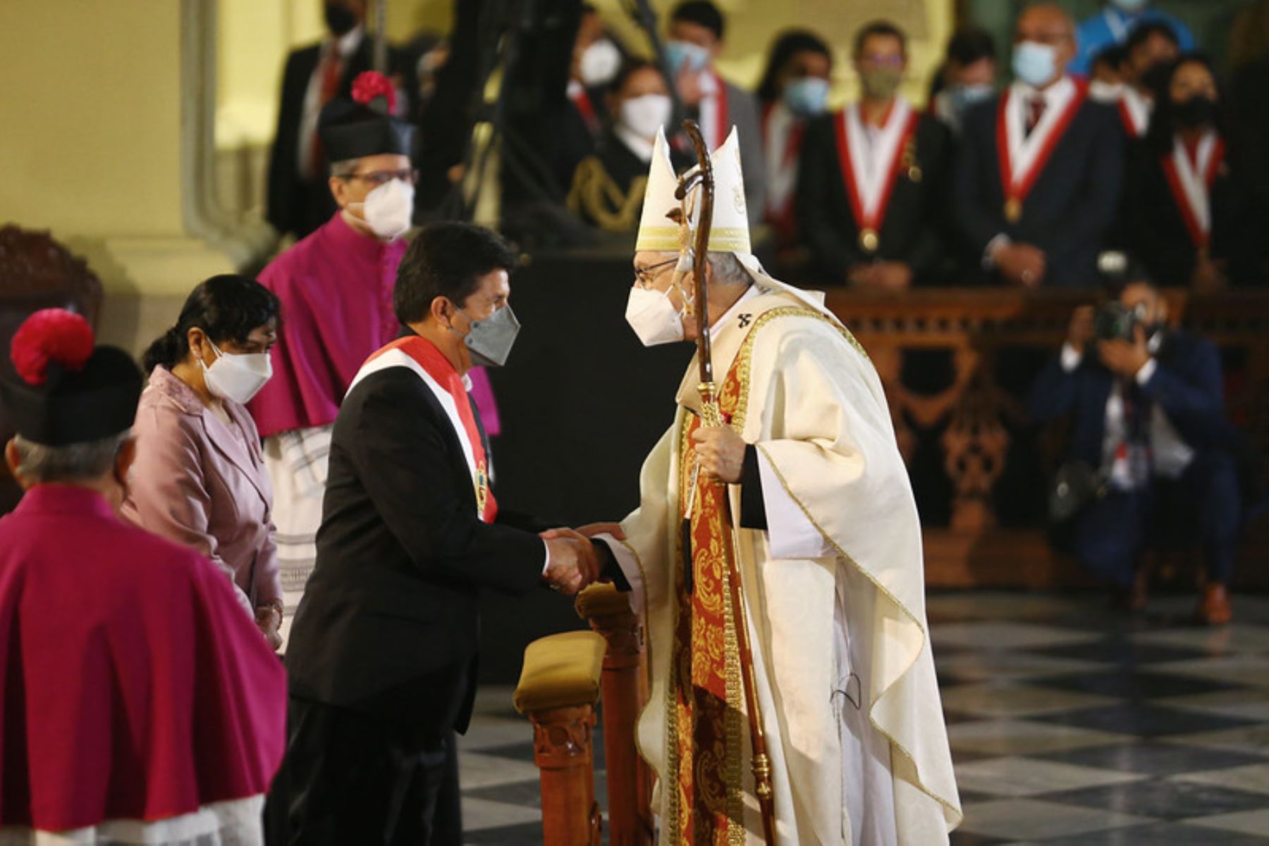 El presidente Pedro Castillo participa esta mañana en la misa y tedeum en la Basílica Catedral de Lima con motivo de las Fiestas Patrias 2022. Foto: ANDINA/ Prensa Presidencia