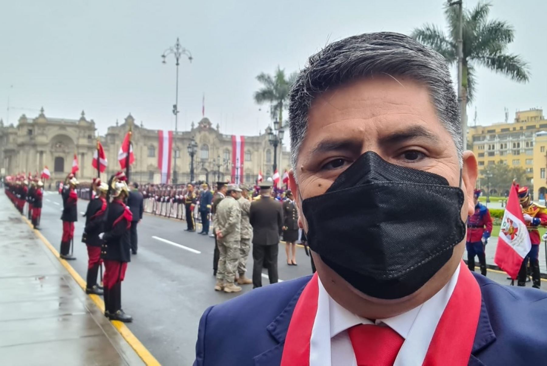 Gobernador regional de Ayacucho, Carlos Rúa Carbajal, participó en las actividades oficiales de Fiestas Patrias en la ciudad de Lima. Foto: Facebook/Gobierno Regional de Ayacucho.