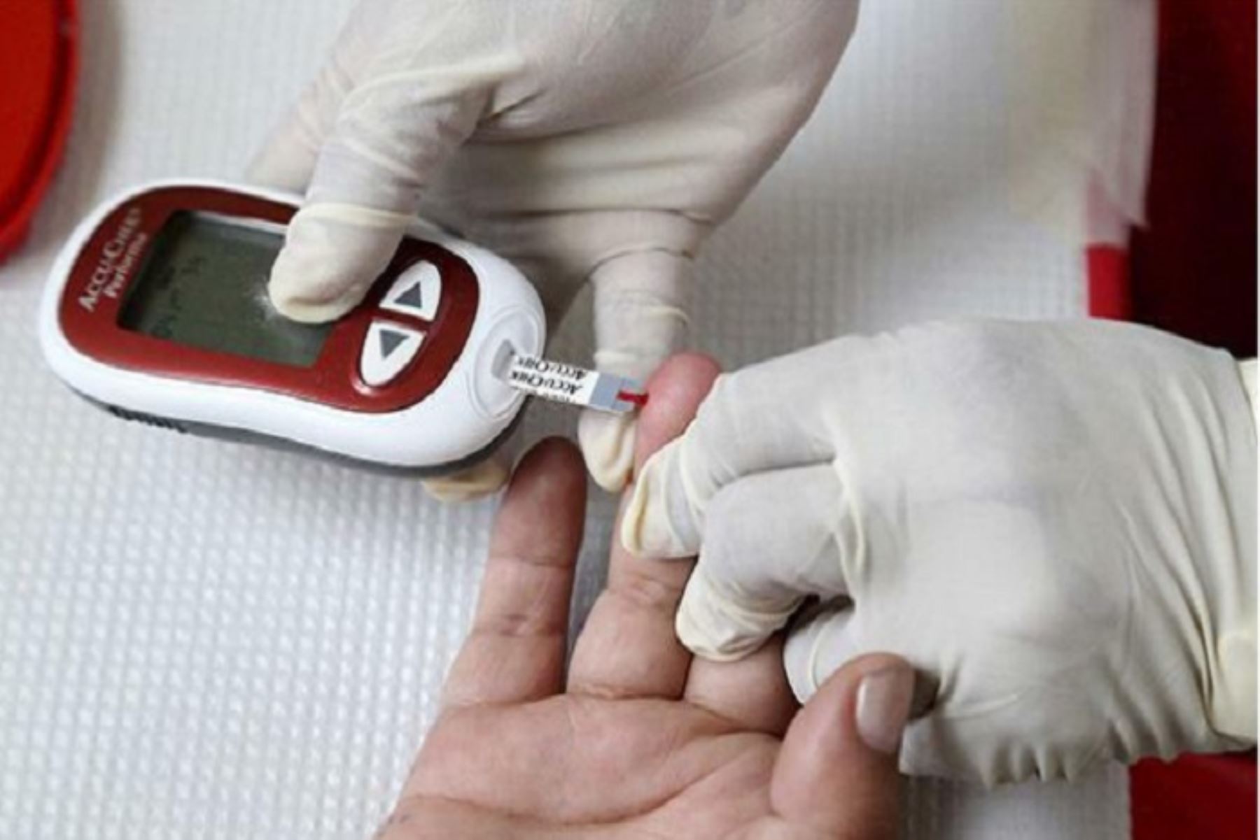 Los chequeos preventivos son importantes para la detección temprana de la diabetes. Foto: Andina