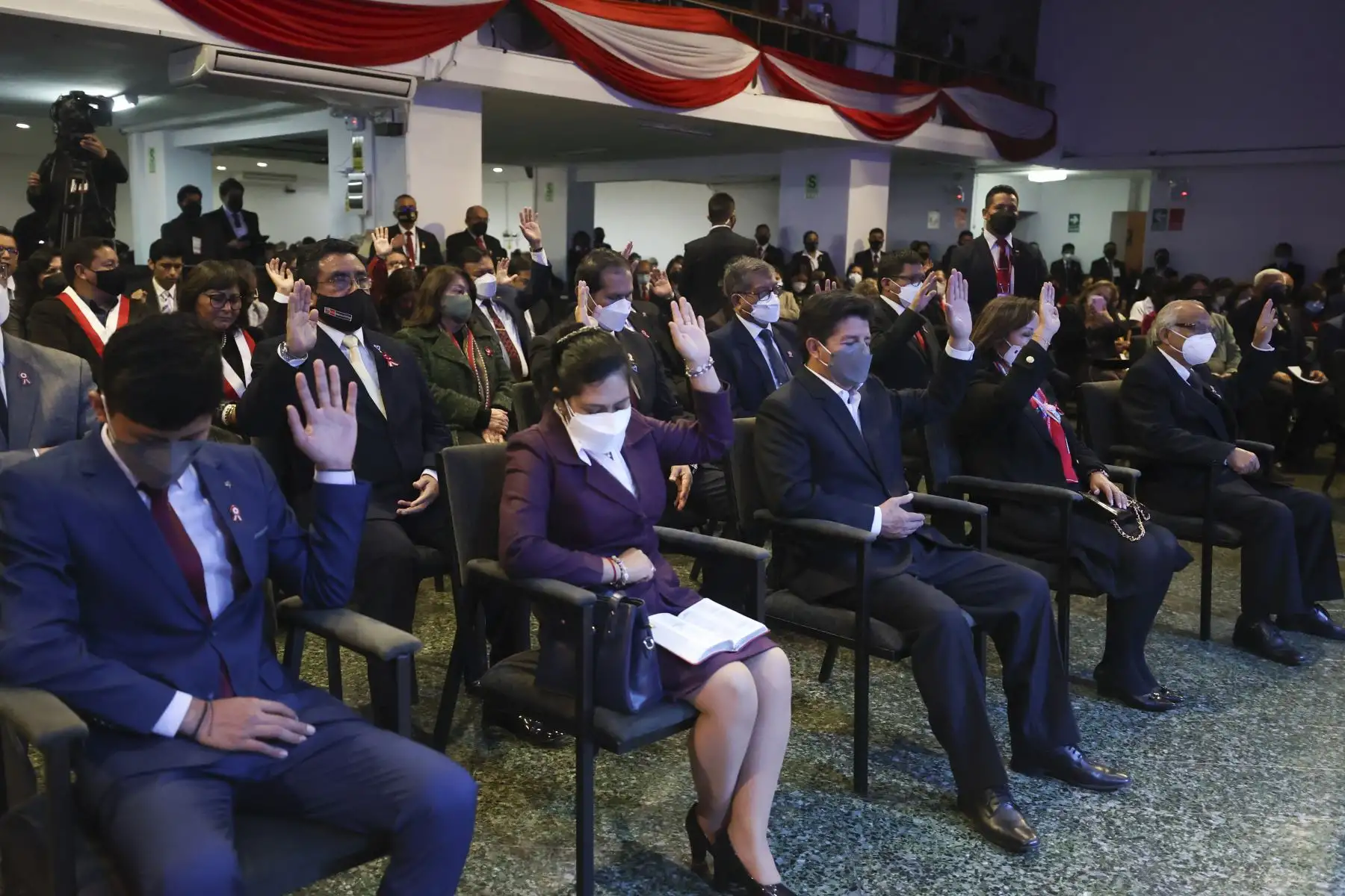 El presidente de la República, Pedro Castillo, participa en la ceremonia de Acción de Gracias por el Perú organizada por las Iglesias Cristianas Evangélicas del Perú. Foto: ANDINA/ Prensa Presidencia El presidente de la República, Pedro Castillo, participa en la ceremonia de Acción de Gracias por el Perú organizada por las Iglesias Cristianas Evangélicas del Perú. Foto: ANDINA/ Prensa Presidencia