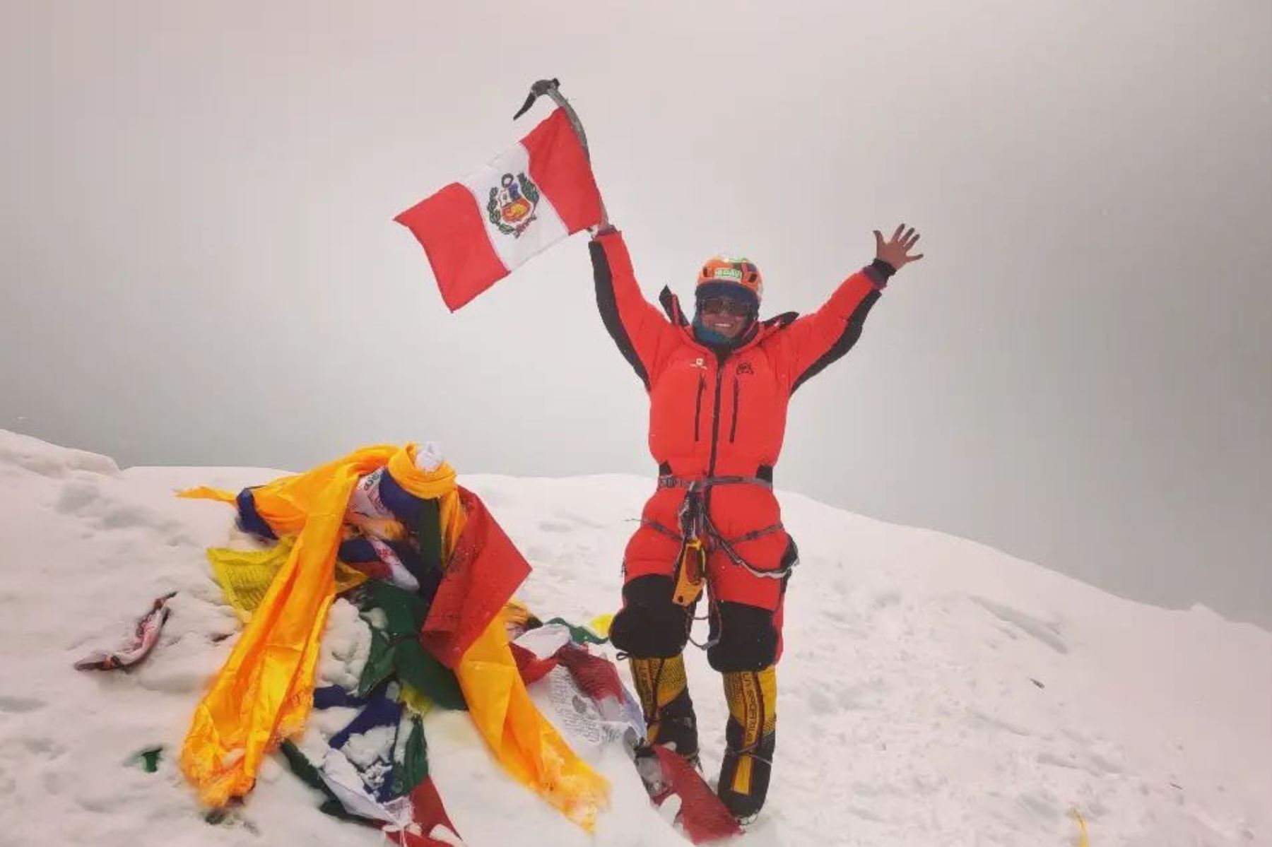 Triunfo extremo! Peruana coronó segunda montaña más alta del mundo y sin  oxígeno extra | Noticias | Agencia Peruana de Noticias Andina