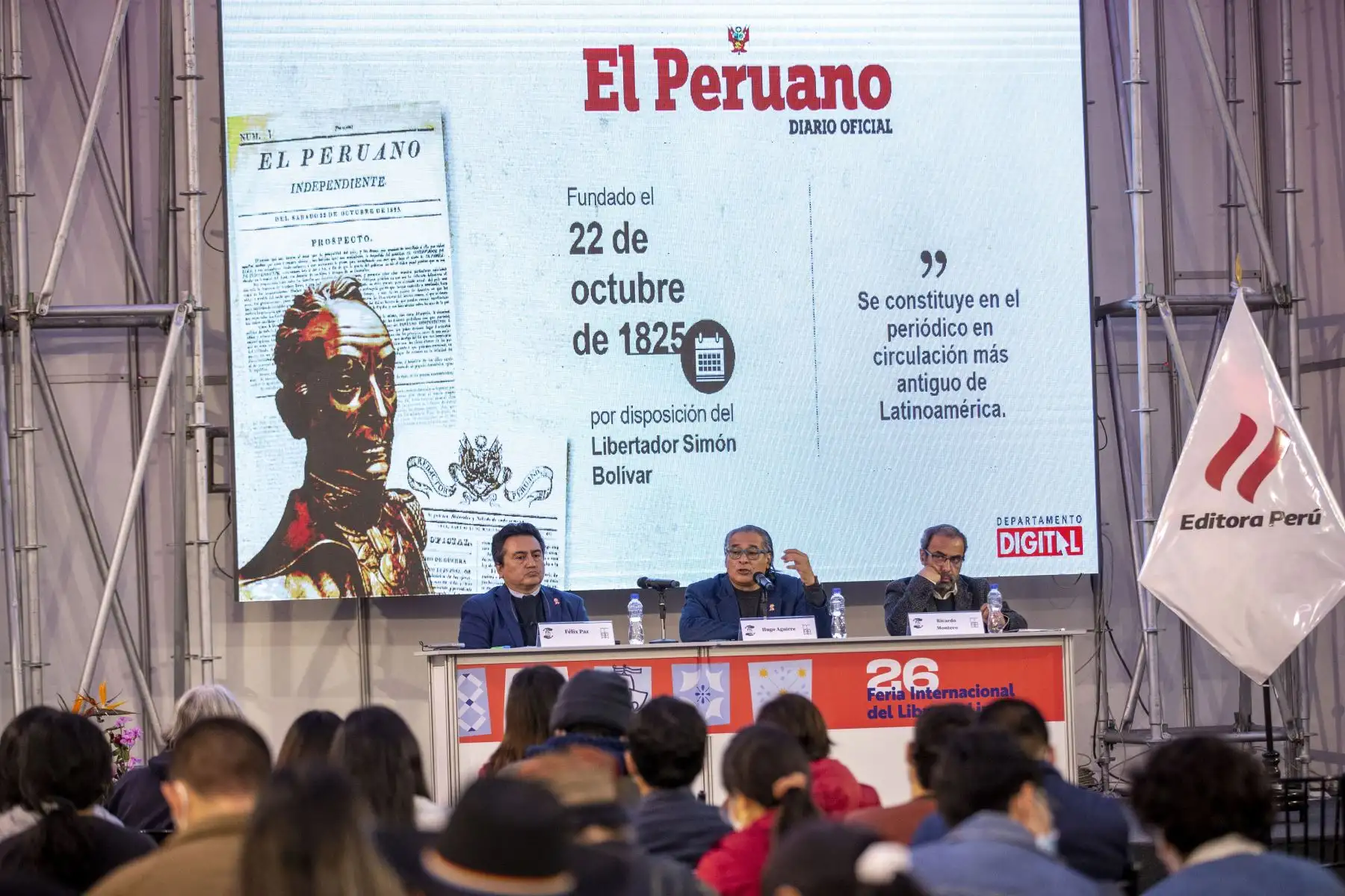 Conversatorio en la Feria del Libro: Diario oficial El Peruano, una mirada al Bicentenario. Participan Félix Paz, Hugo Aguirre, Ricardo Montero.