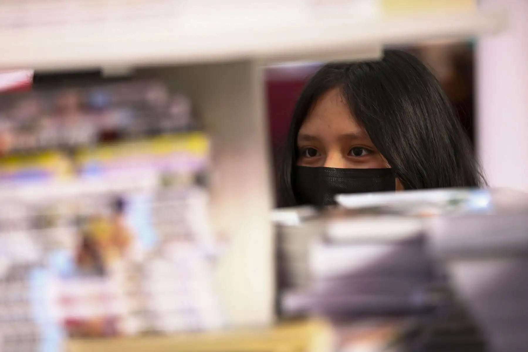 En la librería Estruendomudo, ubicada en el stand 22, tienen libros para reflexionar sobre el poder de la astrología. "Cábalas" es el libro más económico de la sección y tiene el 20% de descuento. Foto: ANDINA/ Carla Patiño
