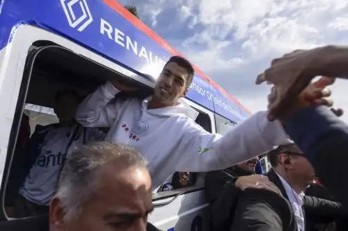 Luis Suárez tuvo un multitudinario recibimiento