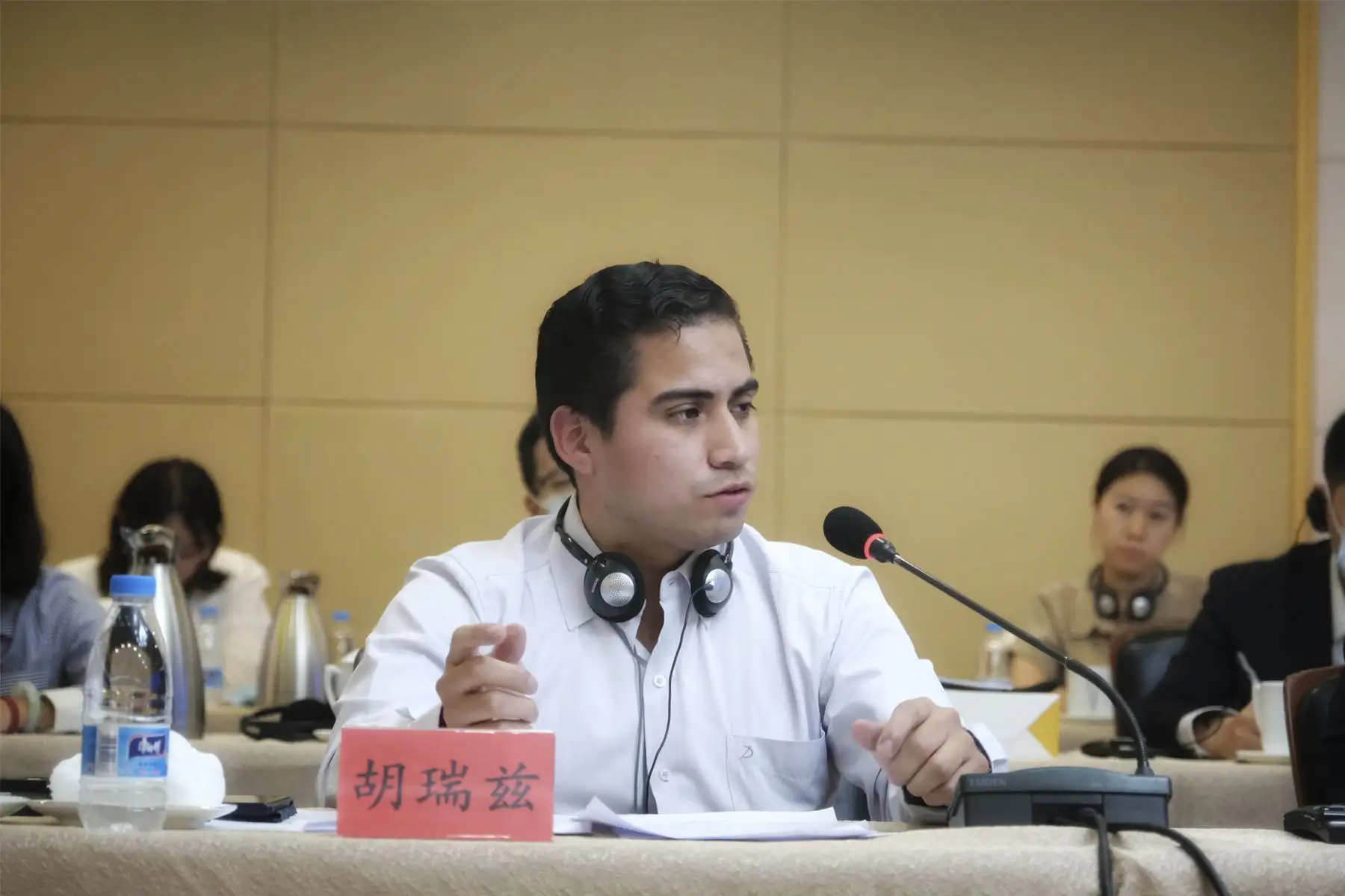 Christian Huarez se encuentra en China desde hace tres años. Allí estudia los efectos de los huaicos que suceden tanto en el país asiático como en Perú, en una investigación financiada por el gobierno chino.
