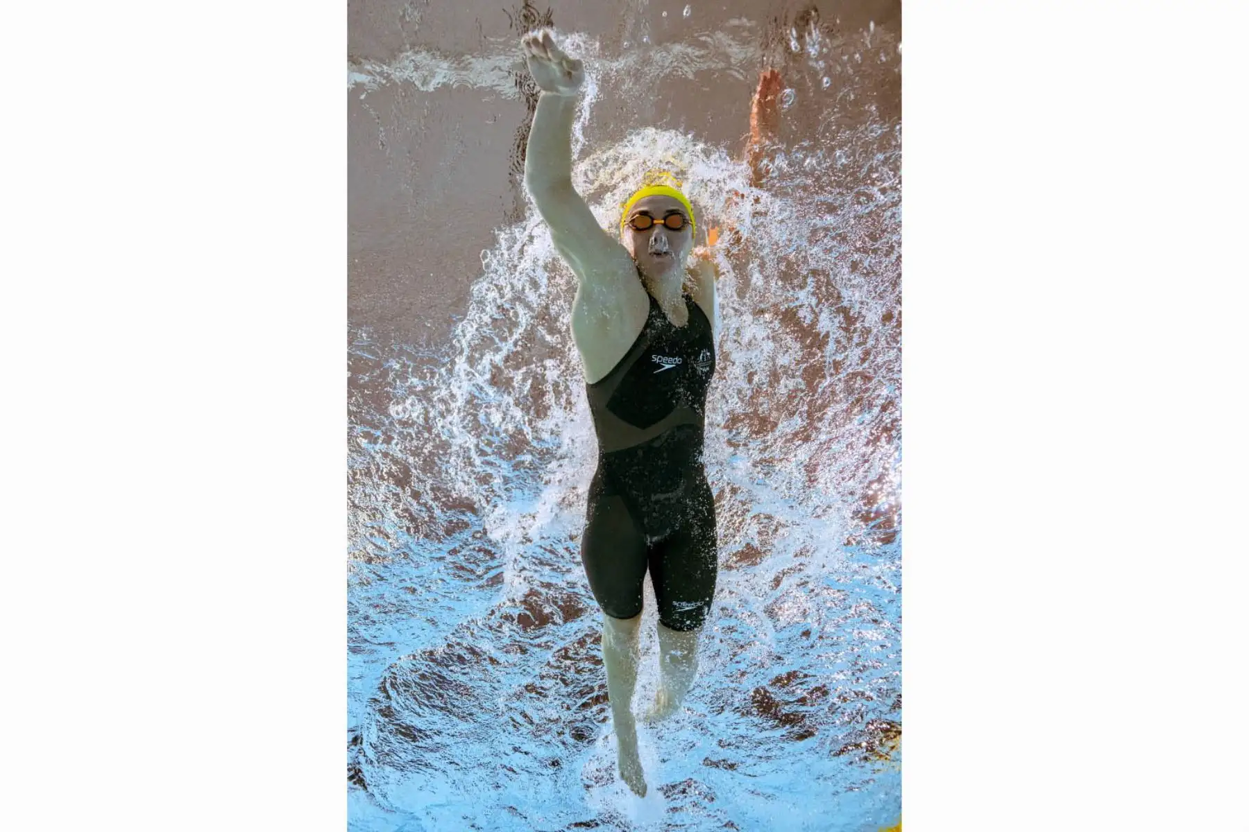 La australiana Ariarne Titmus participa en 800 m estilo libre femenino en el Sandwell Aquatics Centre. Foto: AFP