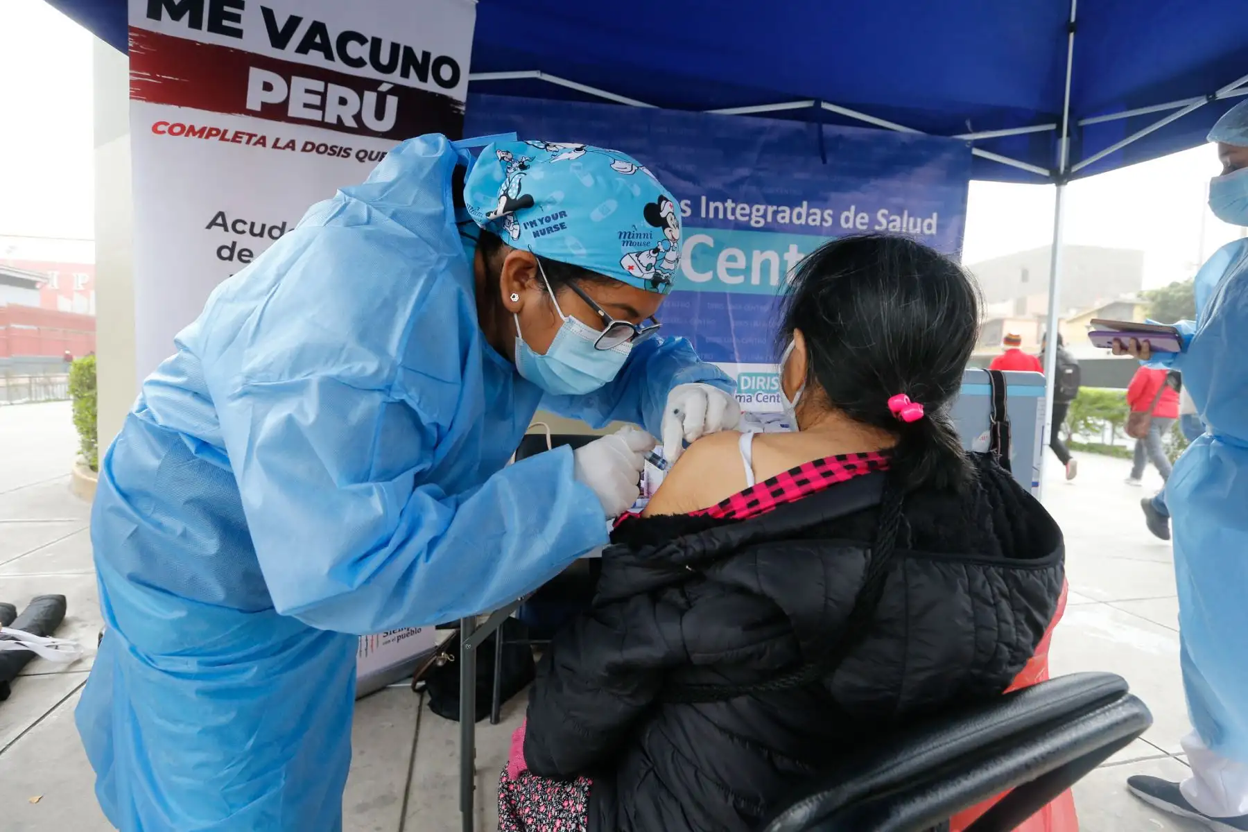 Ministerio de Salud  relanza la campaña "Me vacuno en la Línea 1" para acercar la vacunación contra la covid -19 y otras enfermedades a los usuarios de las estaciones de la Línea 1 del Metro de Lima. 
Foto: Minsa