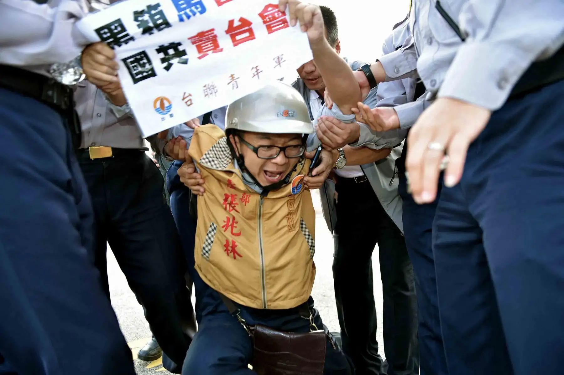 En 2019, el presidente de China, Xi Jinping, afirma que no renunciará a la fuerza para recuperar Taiwán y advierte a Washington del riesgo de "jugar con fuego" tras una nueva venta de armas a la isla. Foto: AFP