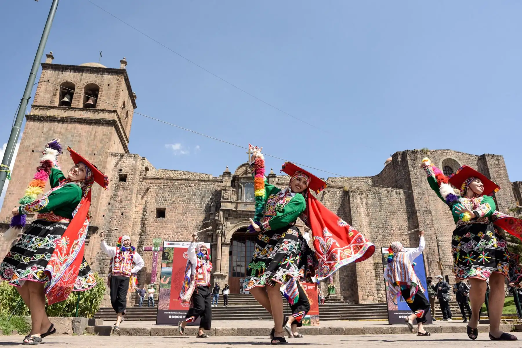 Proyecto Especial Bicentenario del Ministerio de Cultura inauguró la muestra presencial “Vida nuestro verdadero oro: la minería ilegal e informal en Madre de Dios” en la ciudad del Cusco en la Plaza San Francisco.
Foto: Bicentenario Perú