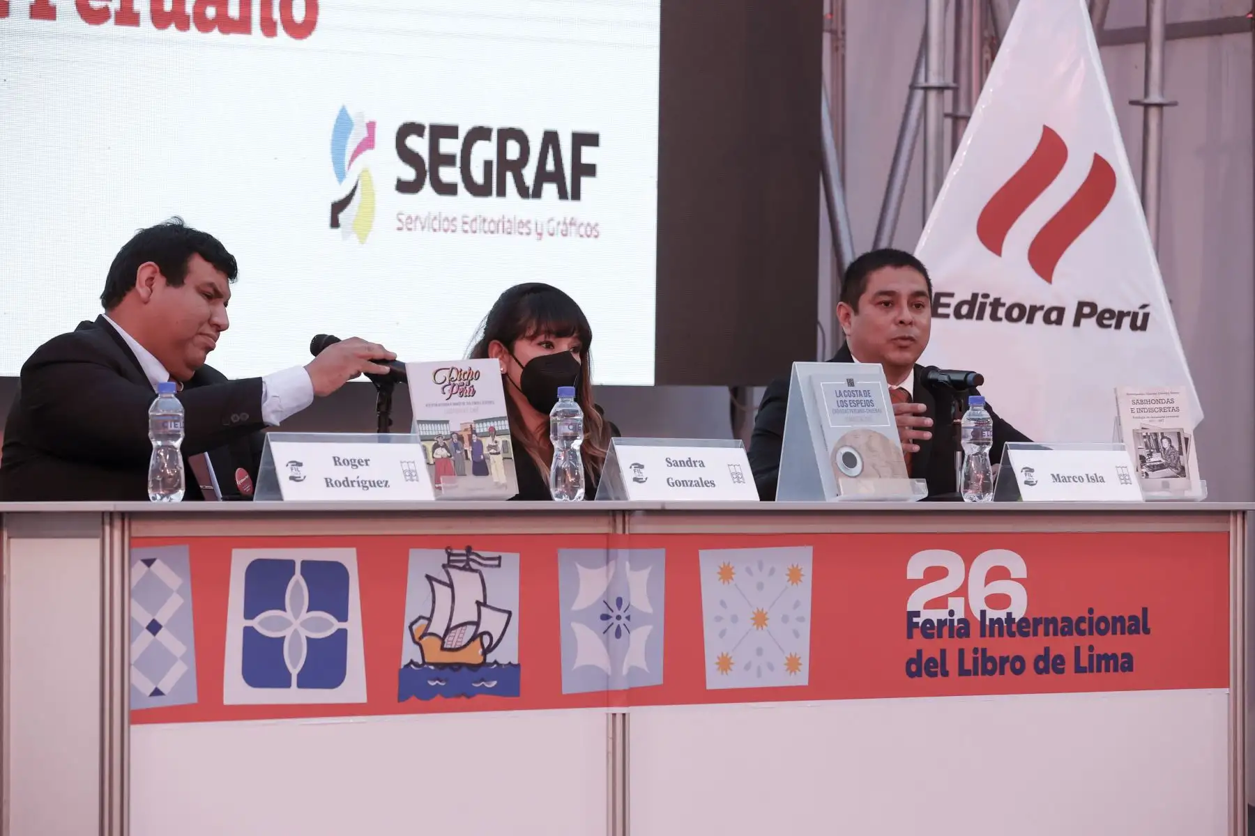 Editora Perú se presenta en la Feria Internacional del Libro de Lima con la exposición “Coedición y difusión al servicio de escritores y empresas editoriales” en la que participaron Roger Rodriguez, Sandra Gonzales, y Marco Isla. Foto: Melina Mejia