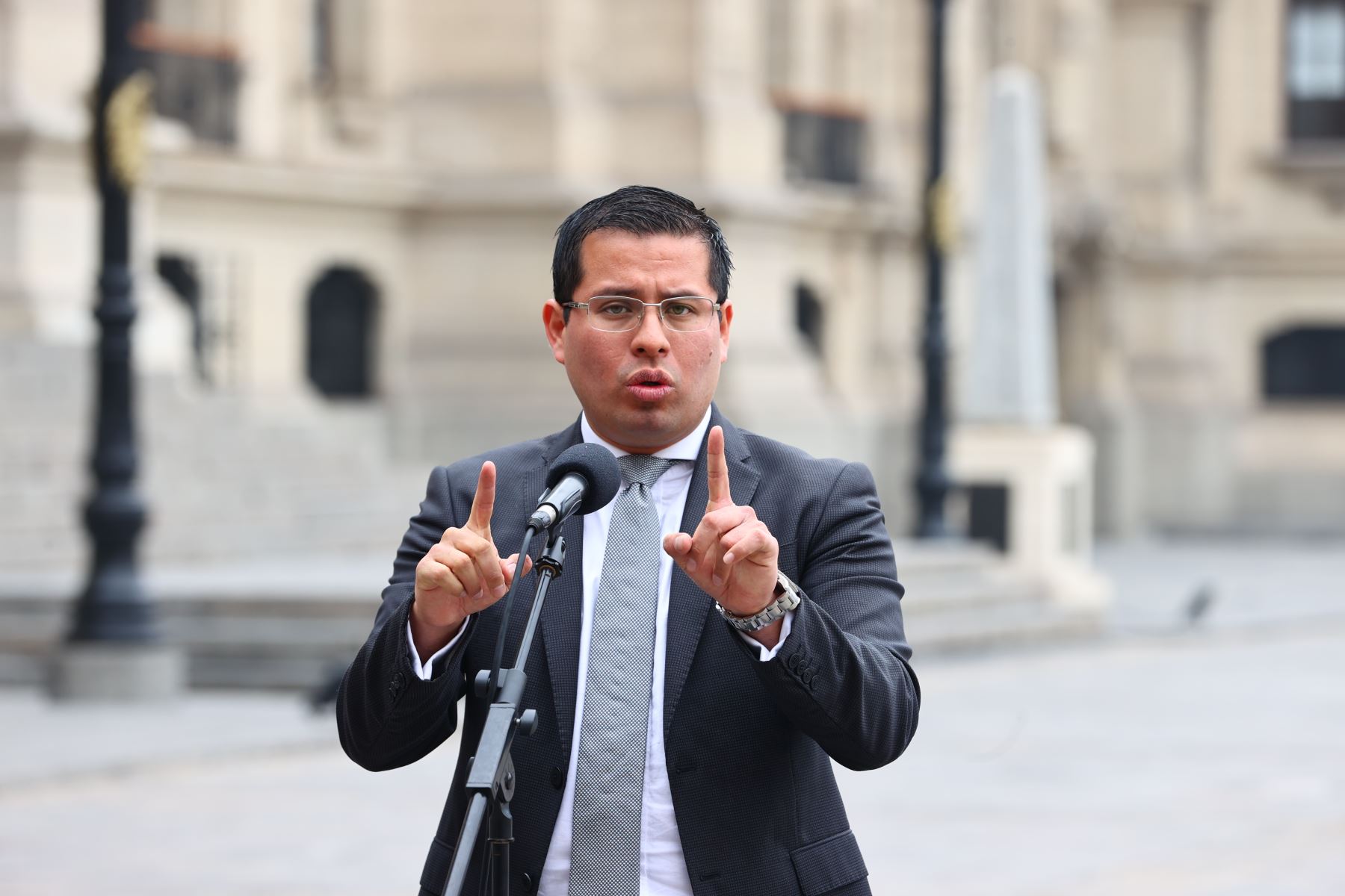 Abogado Benji Espinoza aseguró diligencia de fiscalía se desarrolló con total normalidad