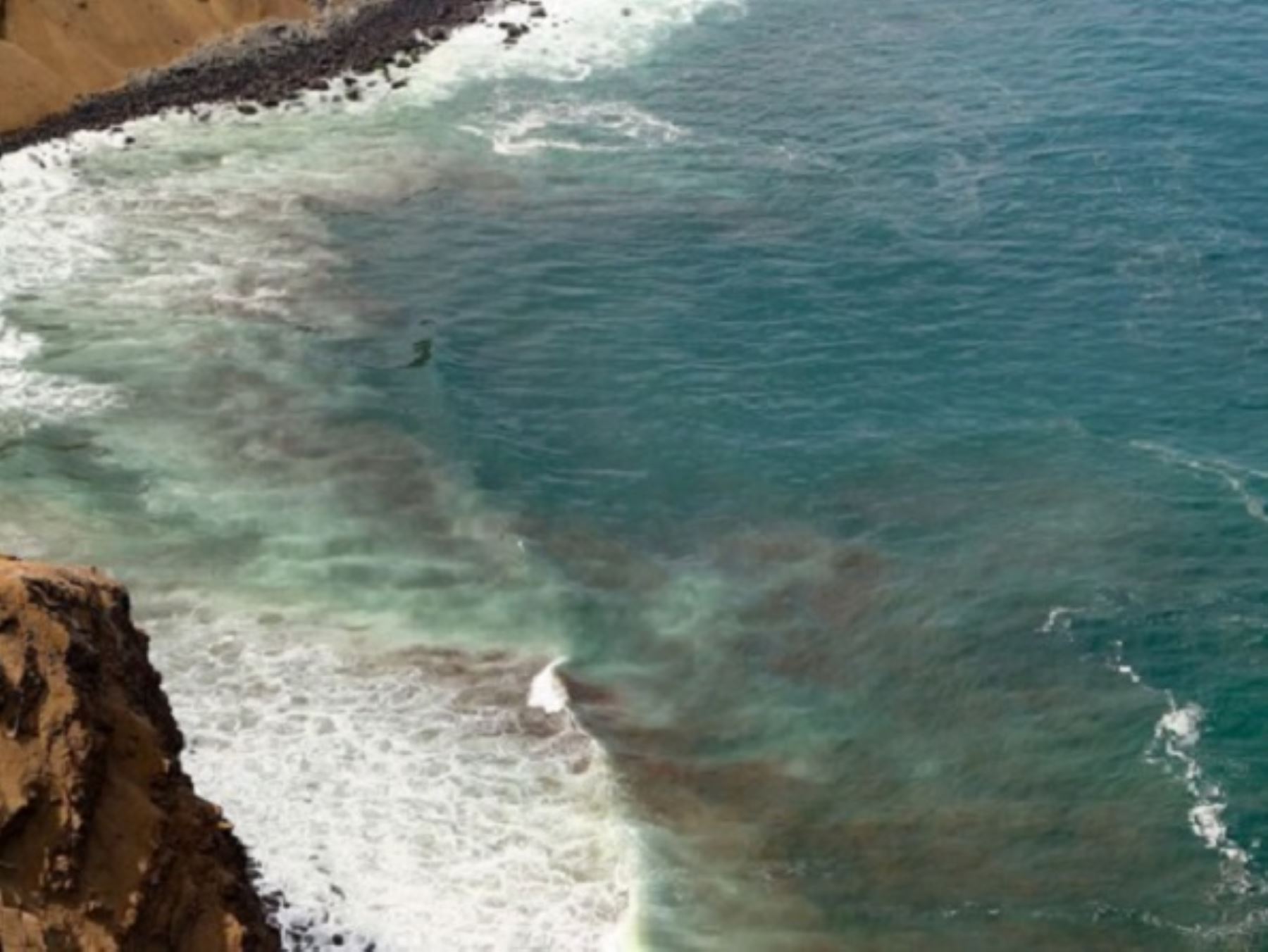 Un reporte del OEFA revela que 19 playas afectadas por el derrame de petróleo ocurrido en el mar de Ventanilla en enero de 2022 aún siguen contaminadas por hidrocarburos. ANDINA/Difusión