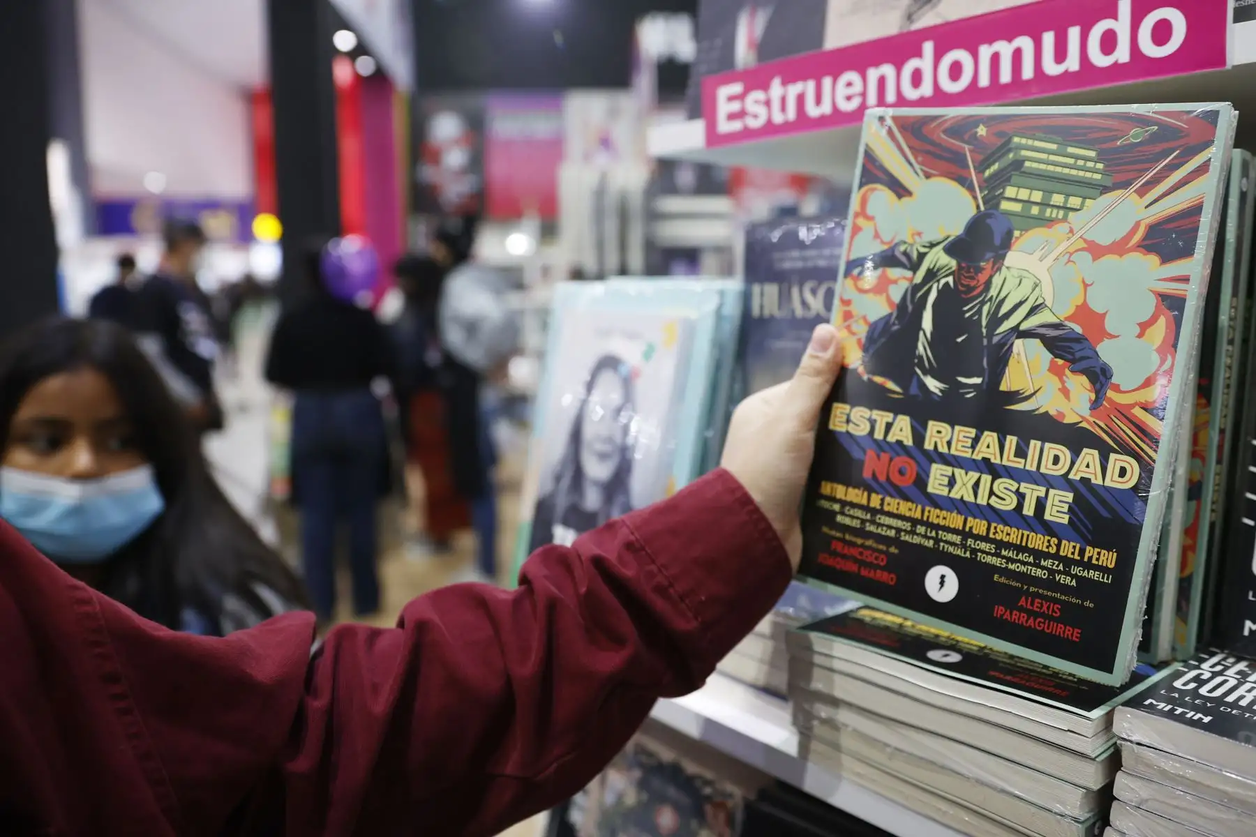 El stand de Estruendomudo uno de los más vendidos es 
