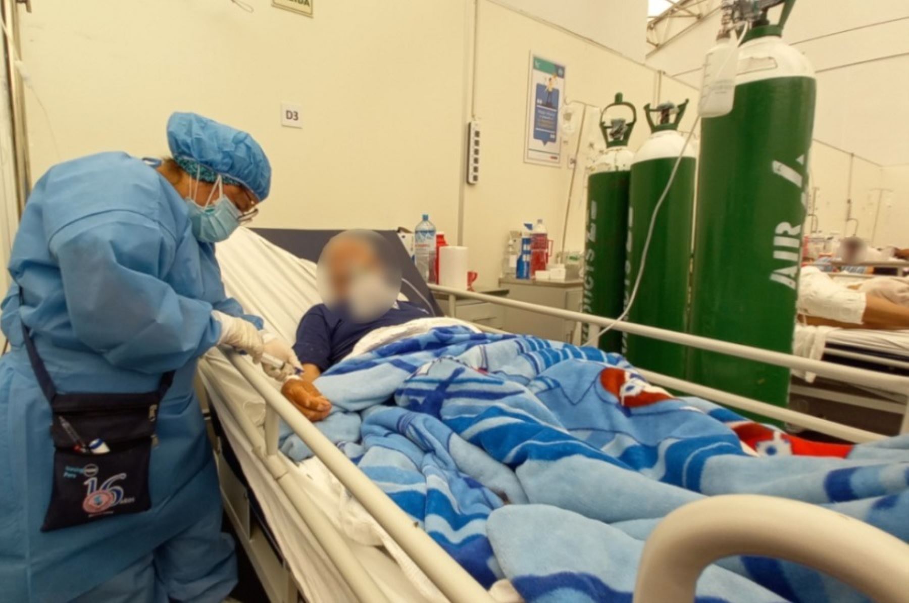 El Comando Covid-19 del hospital La Caleta de Chimbote, en la región Áncash, reportó el incremento de casos de coronavirus en adultos mayores y niños, que desarrollan cuadros de la enfermedad con dependencia de altas dosis de oxígeno.