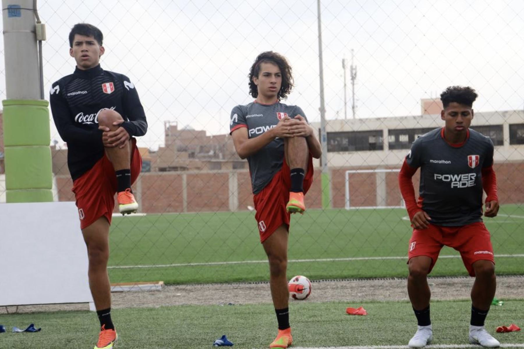 Selección peruana sub-17 entrena en el Complejo Deportivo de la Videna