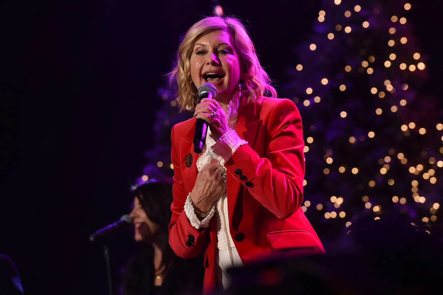 Olivia Newton John se presenta en el 85º desfile anual de Navidad de Hollywood.
Foto: AFP Olivia Newton John se presenta en el 85º desfile anual de Navidad de Hollywood.
Foto: AFP