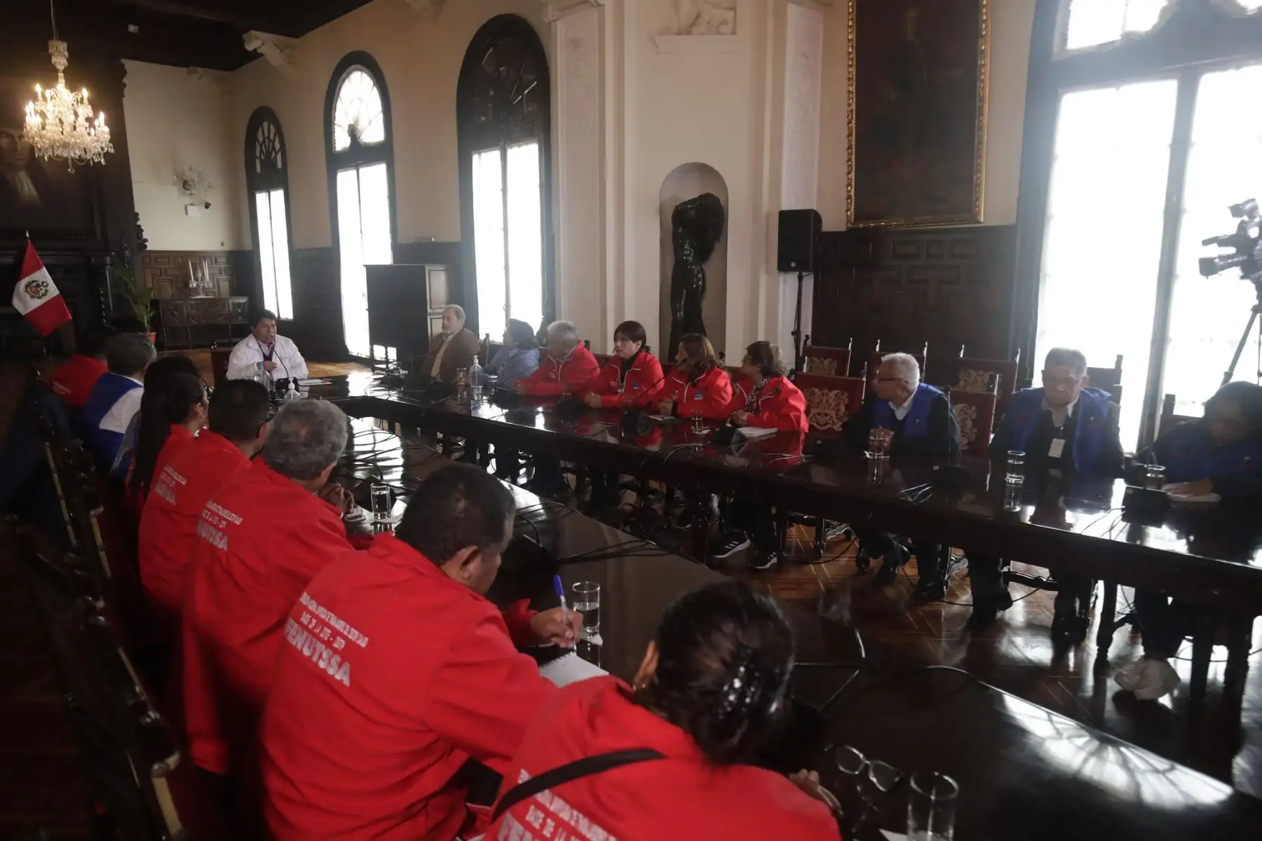 Presidente de la República, Pedro Castillo Terrones, sostiene reunión con representantes de trabajadores del sector Salud.
Foto: ANDINA / Prensa Presidencia