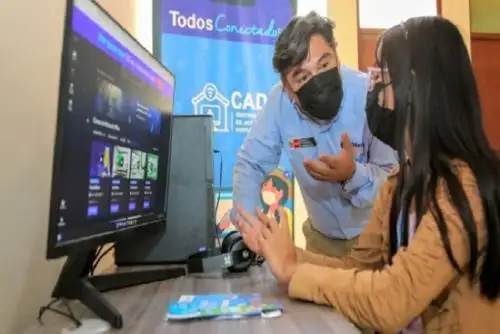 La iniciativa CAD beneficia hasta el momento a más de 103,000 ciudadanos de 99 distritos y 44 provincias.