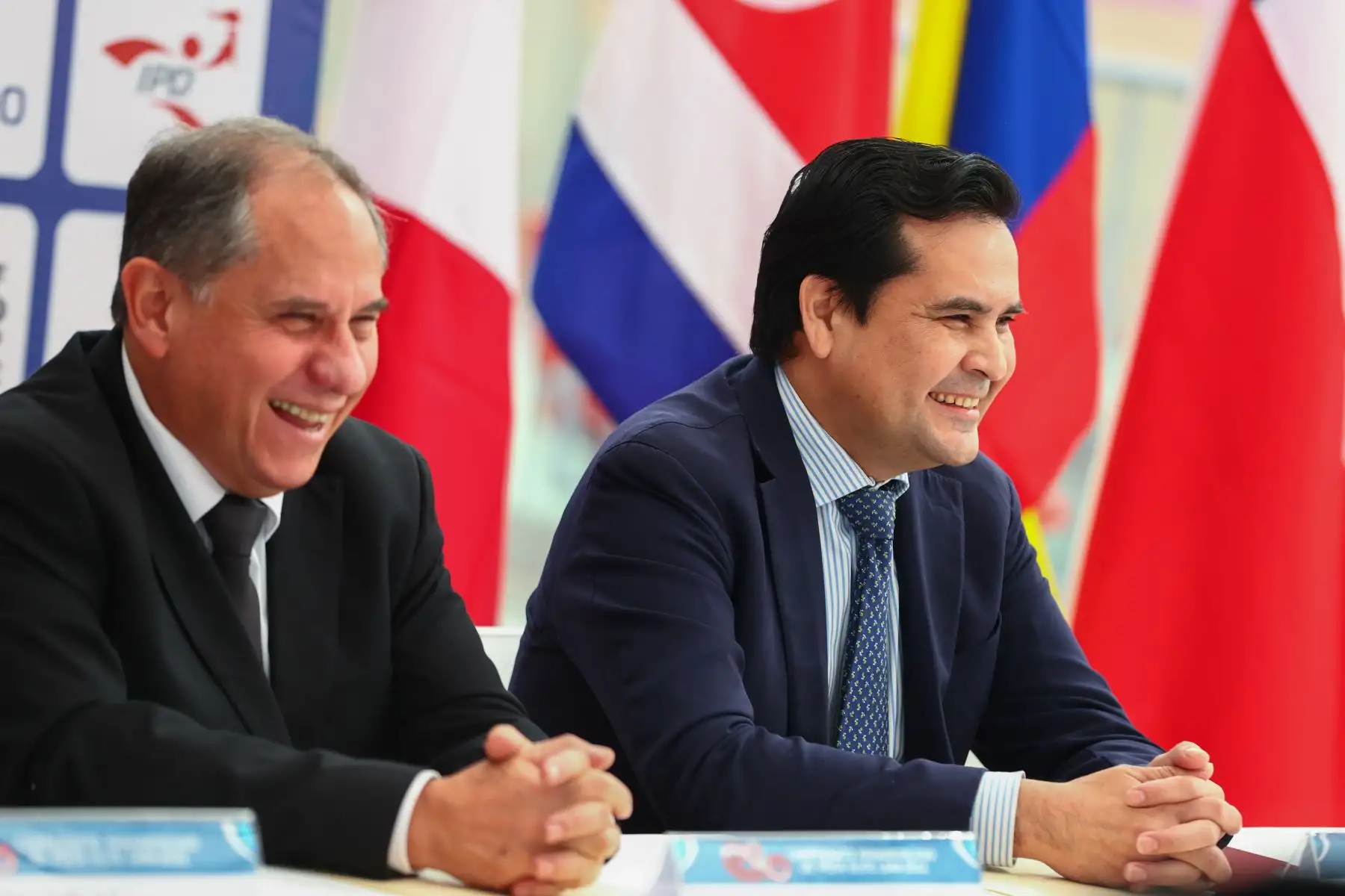 Legado se sigue afianzando como la casa del deporte mundial y, esta vez, acogerá un nuevo Campeonato Panamericano, a realizarse del 10 al 14 de agosto, así fue anunciado en conferencia de prensa por el presidente de la Federación Peruana de Ciclismo, Gustavo Matus de la Parra, el presidente de la Confederación Panamericana de Ciclismo, José Manuel Peláez; y el director ejecutivo de Legado, Federico Tong.
Foto: ANDINA/Andrés Valle