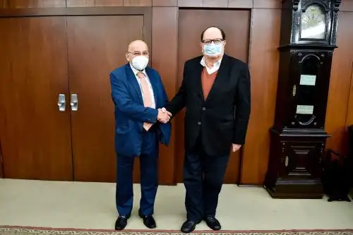 Ministro de Economía y Finanzas, Kurt Burneo; y el presidente del Banco Central de Reserva (BCR), Julio Velarde, sostuvieron una reunión de trabajo. ANDINA/Difusión