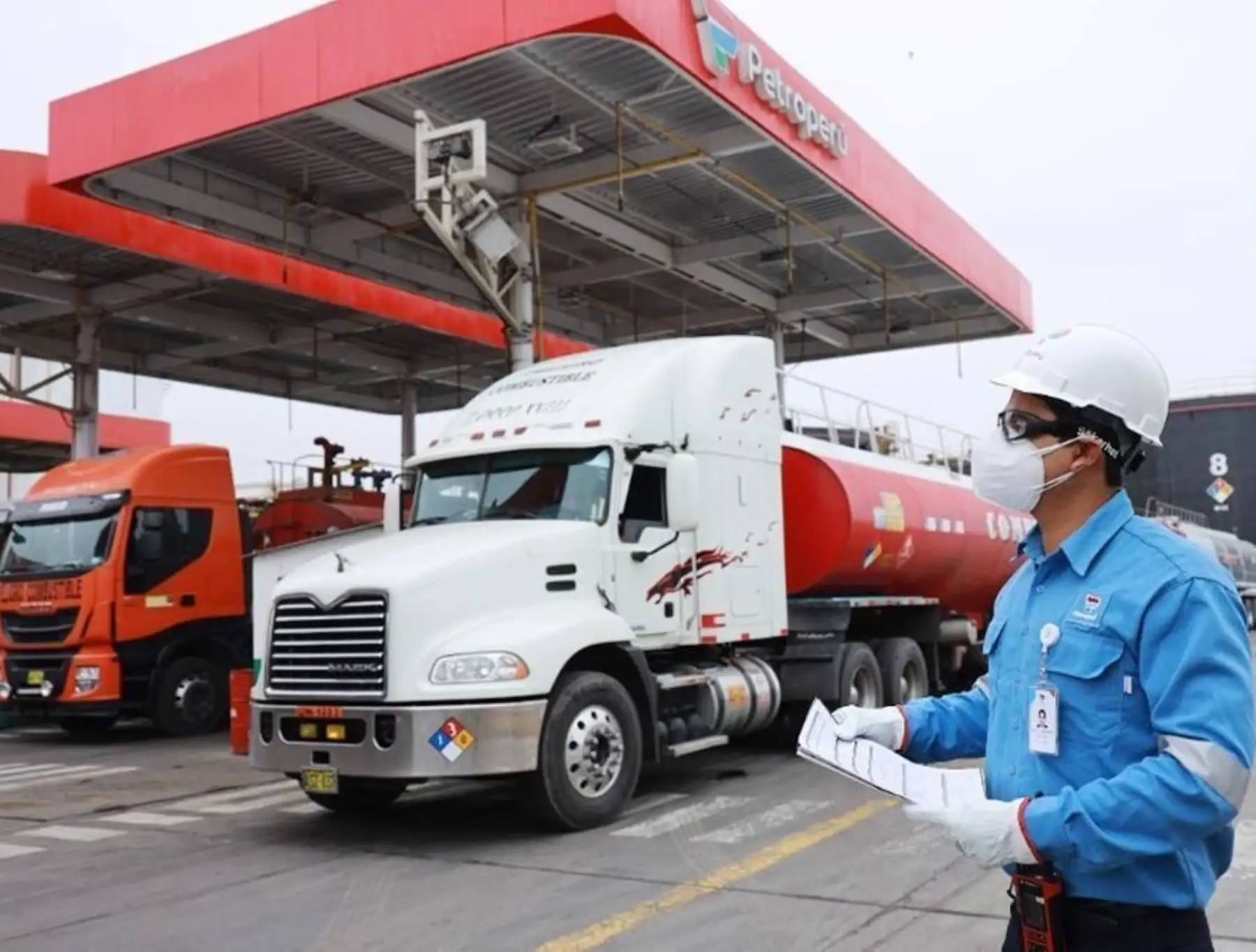 Comercialización de combustibles de Petroperú. ANDINA/Difusión