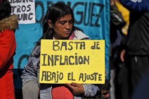 Argentina, tercera economía de América Latina, sufre desde hace años de muy alta inflación, con 50,9% en 2021. Foto: AFP