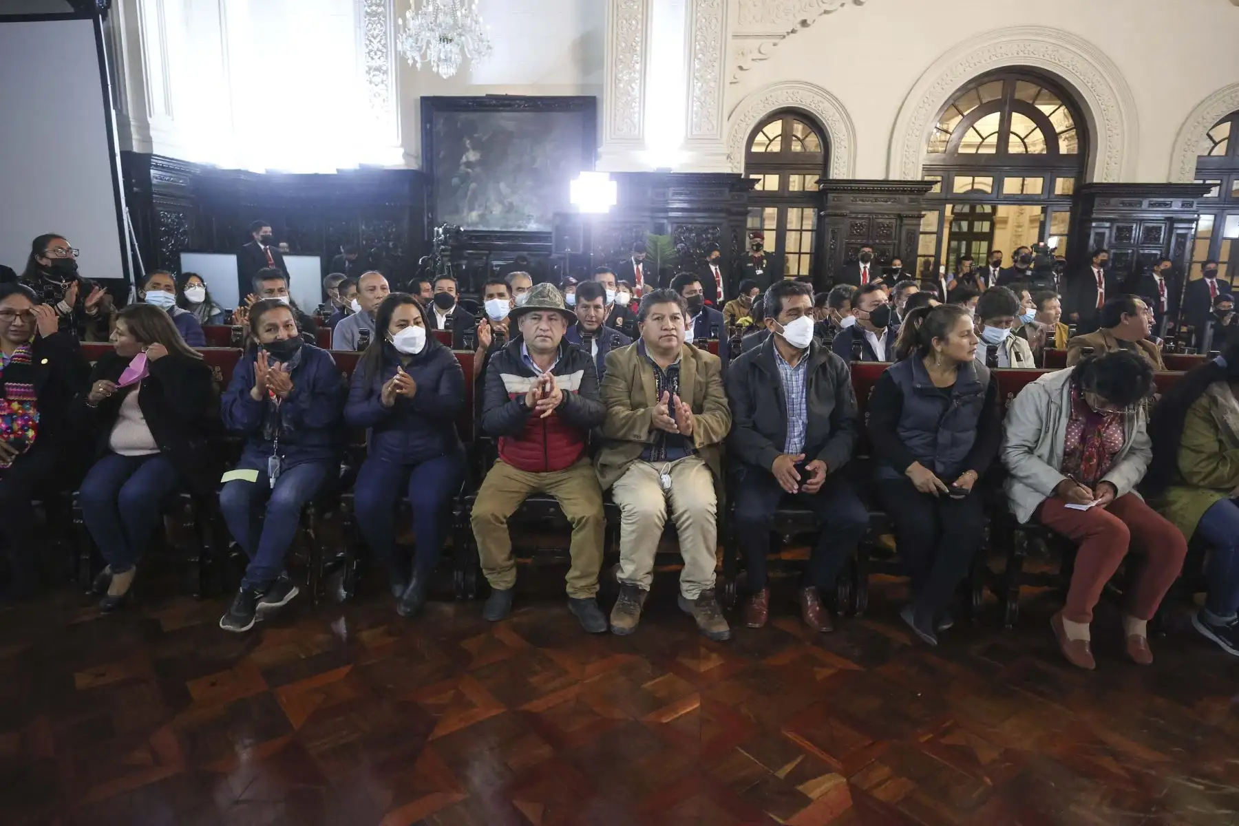Presidente de la República, Pedro Castillo, sostuvo reunión con dirigentes de las bases sociales de todas las regiones del país. Foto: ANDINA/Presidencia Perú