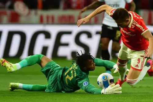 Carlos Cáceda se consagró mcomo el mejor jugador del partido y apunta a convertirse en el mejor arquero de la Copa Sudamericana. Foto: AFP