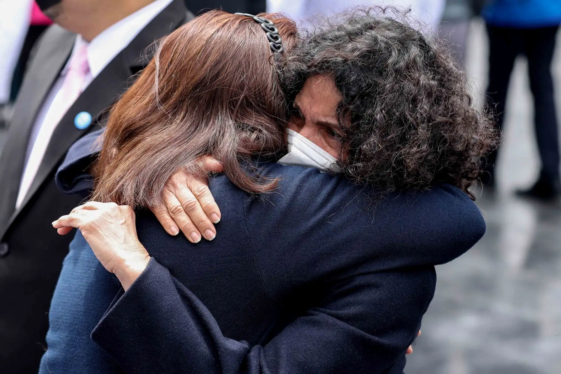 EsSalud rinde homenaje a los trabajadores, entre mujeres y hombres, que desde el inicio de la pandemia y estando en primera línea, ofrendaron su vida para salvar al prójimo. Foto: EsSalud