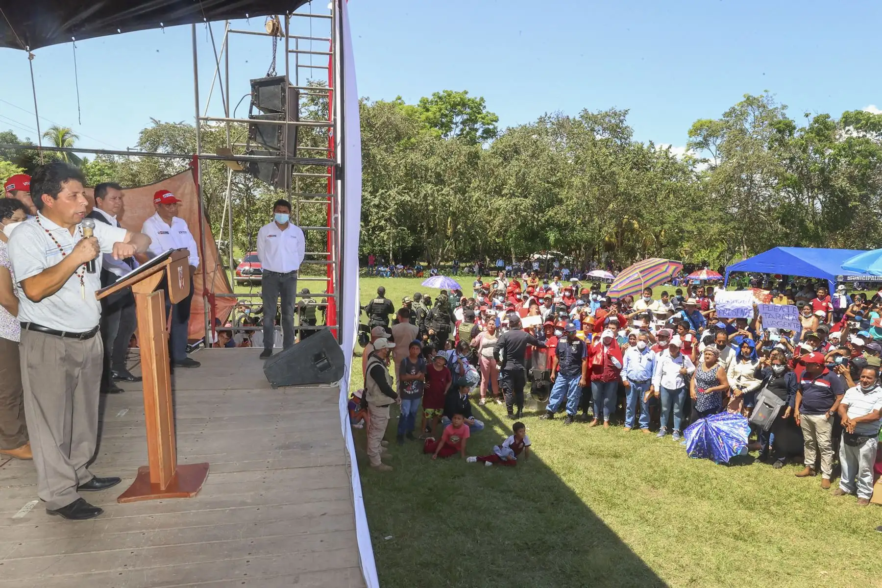 Presidente Pedro Castillo entrega más de 1200 títulos de propiedad de vivienda y equipamiento urbano en Bellavista, región San Martín.
Foto: ANDINA/Prensa Presidencia